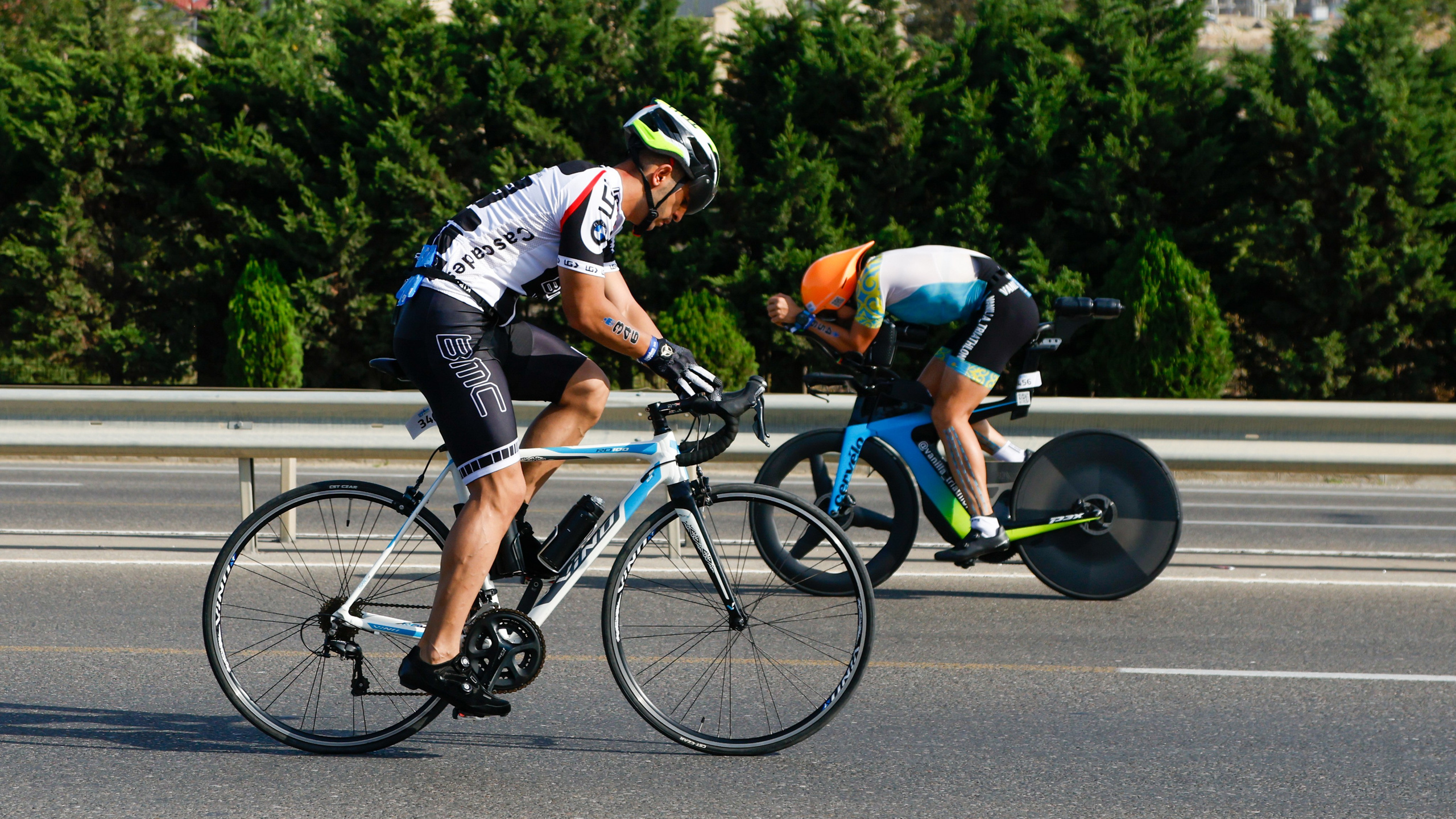 IRONMAN 70.3 Bicycle. Commercial, Event, Sport, Food and Product Photographer