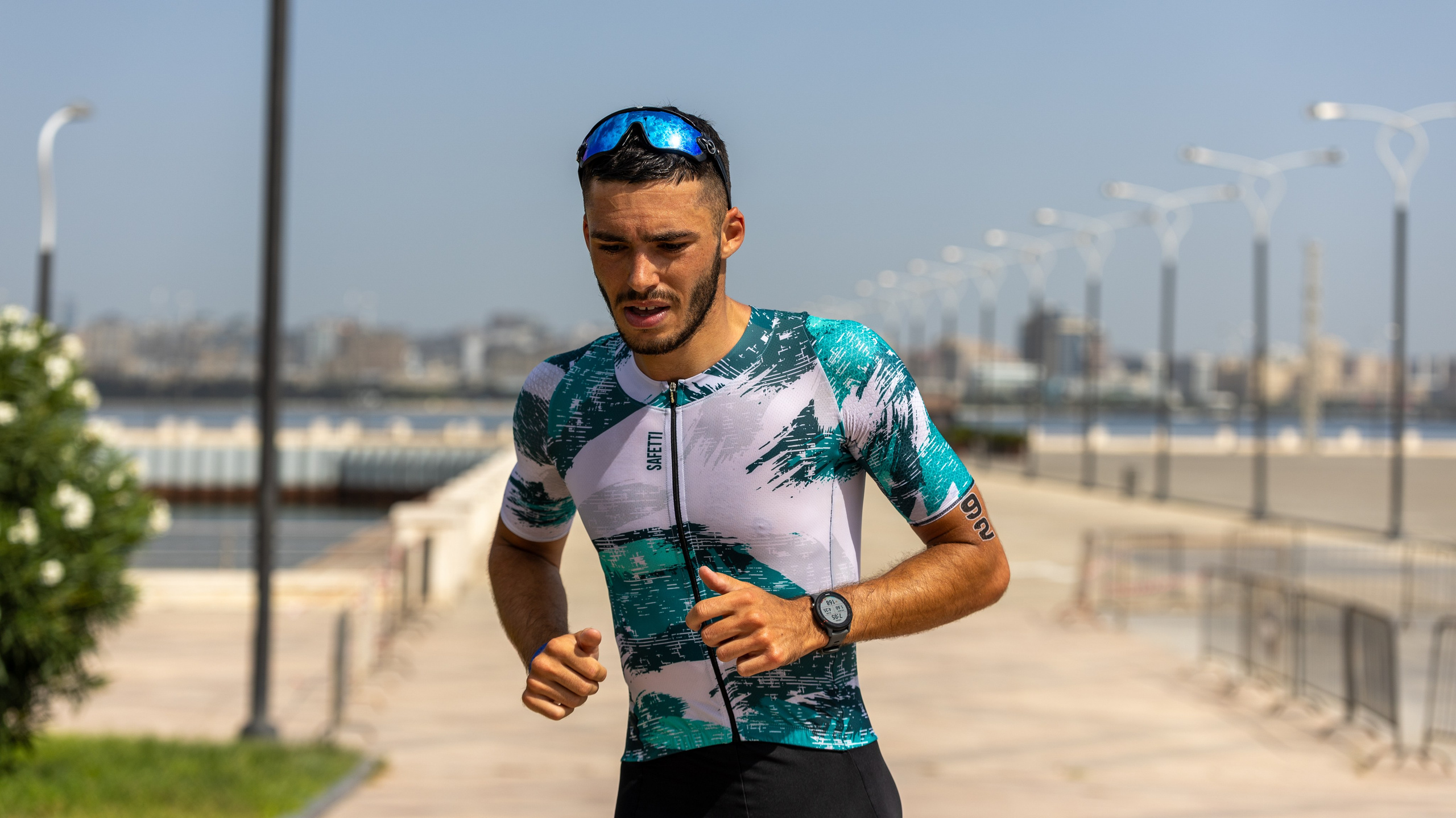 IRONMAN 70.3 Runner. Commercial, Event, Sport, Food and Product Photographer