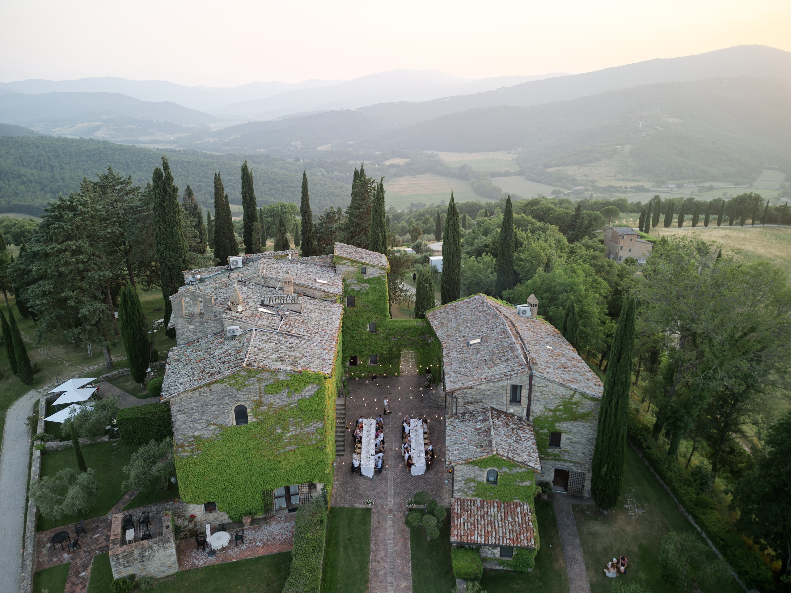 Wedding at Borgo Bastia Creti, Umbria