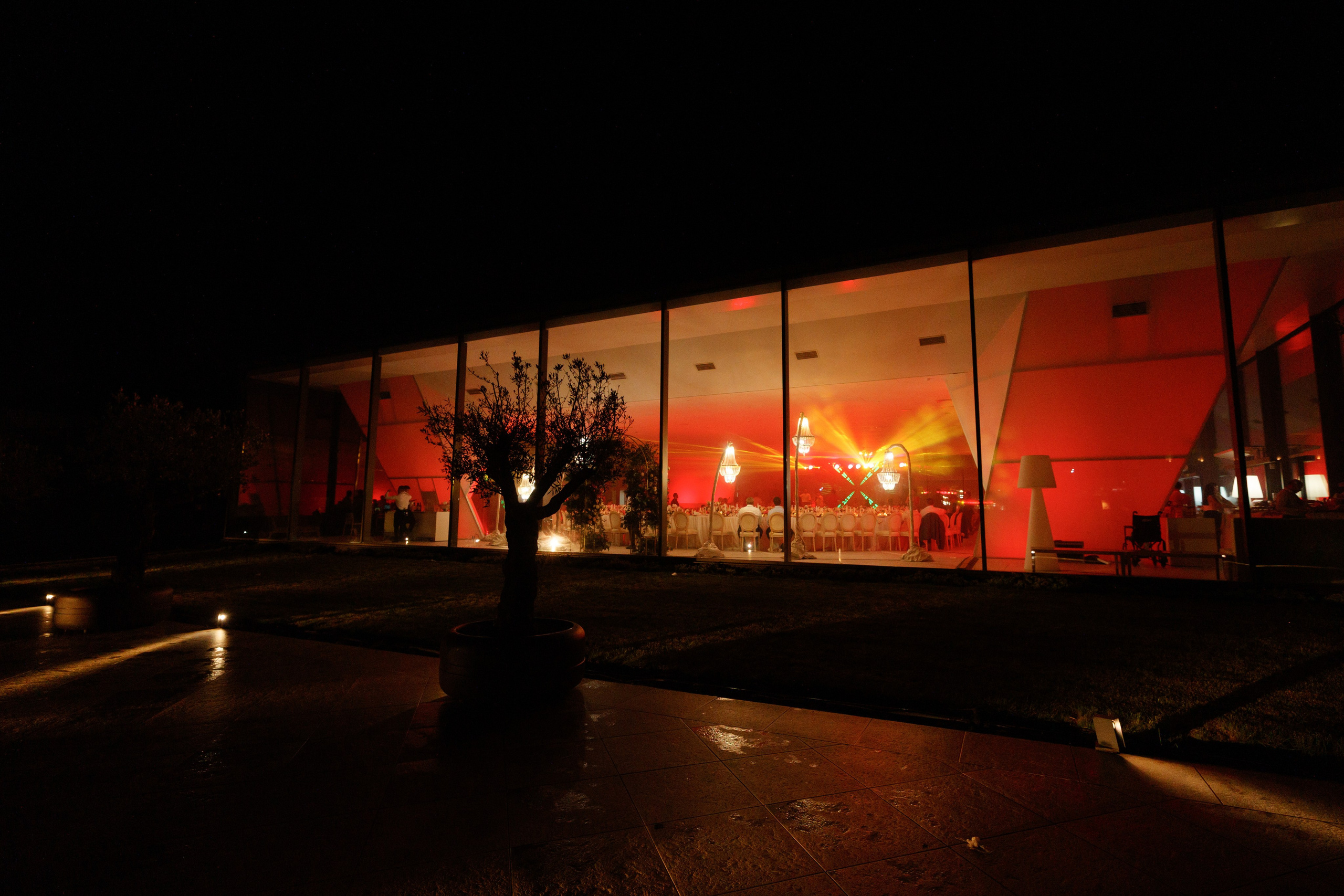 Halbert & Vio | Wedding photography. Scarlat Photography