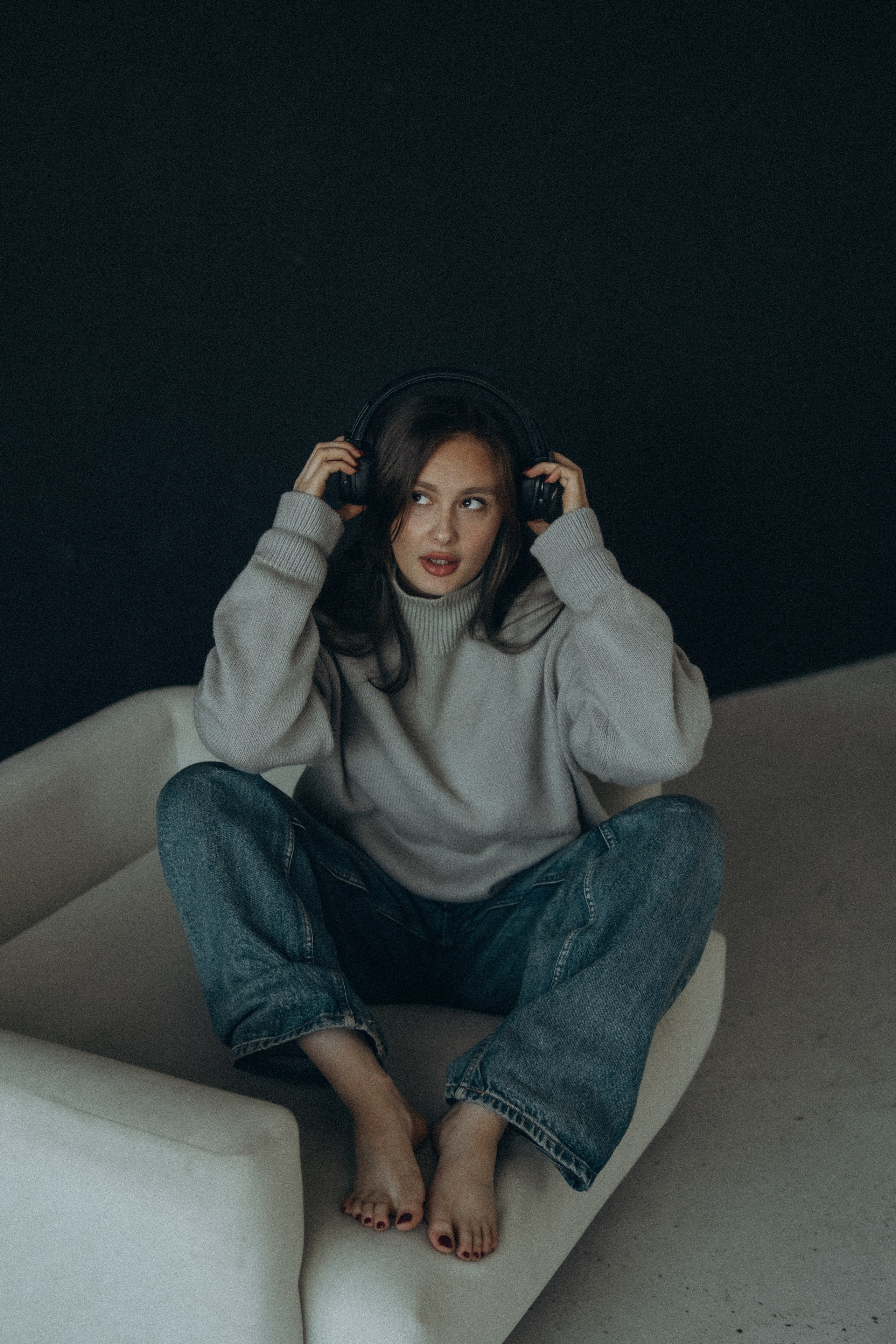 Elvira. Lens Captures Life