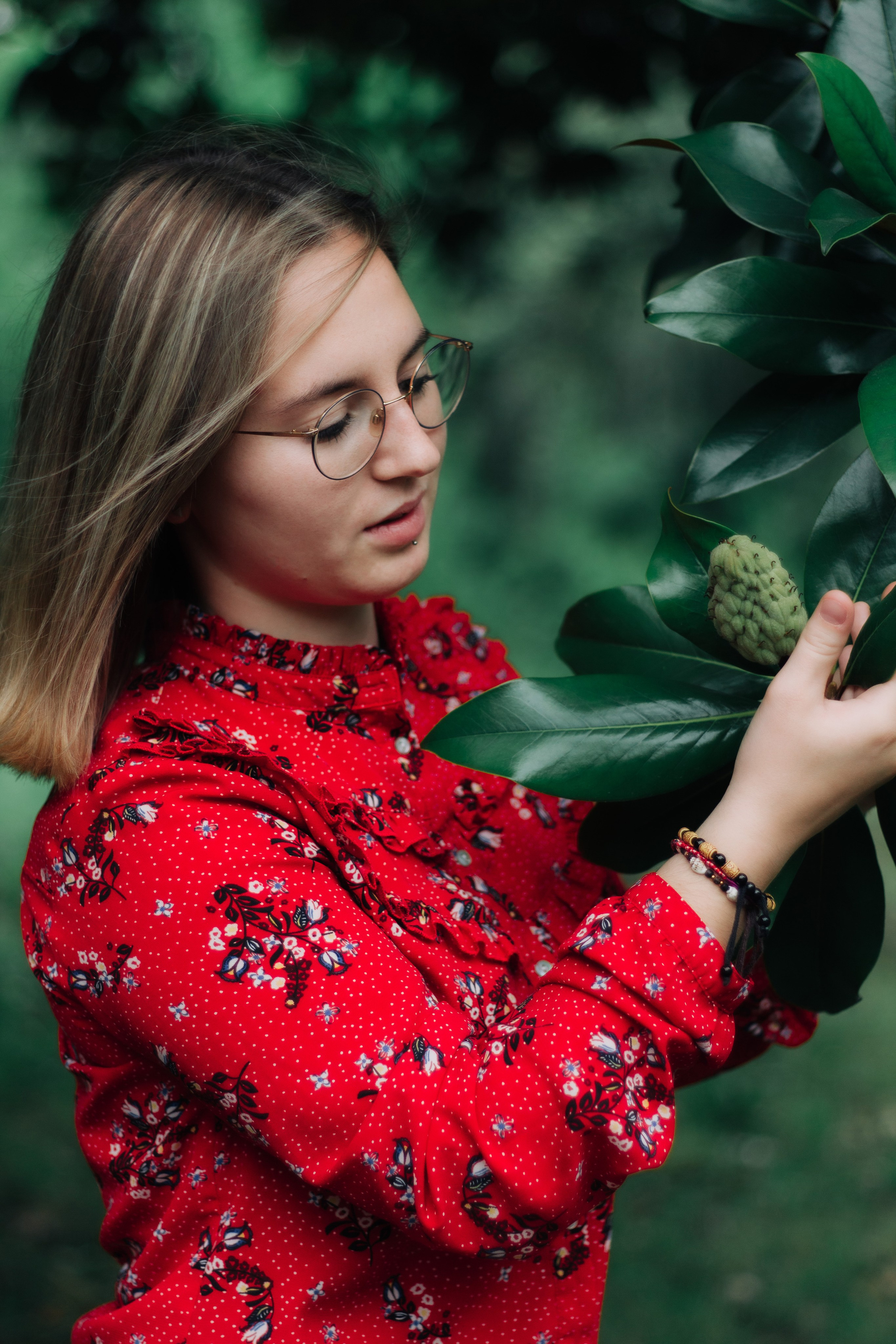 Johanna et sa petite soeur. Photographe professionnelle à Poitiers, Tours et Châtellerault | Studio photo entre Poitiers et Tours – portraits, familles, entreprises, ma
