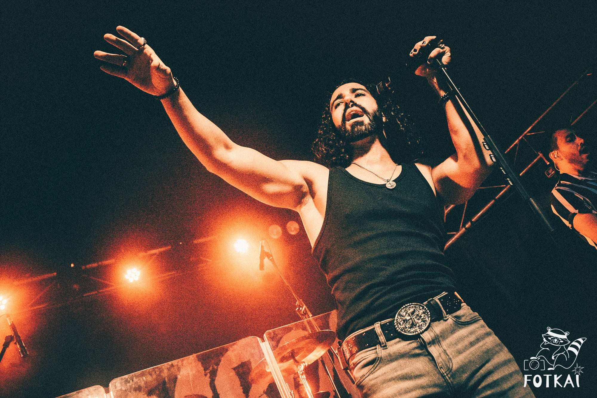 DENISDENIS — reportaje fotográfico del concierto en la Sala Marearock (Alicante) | FOTKAI