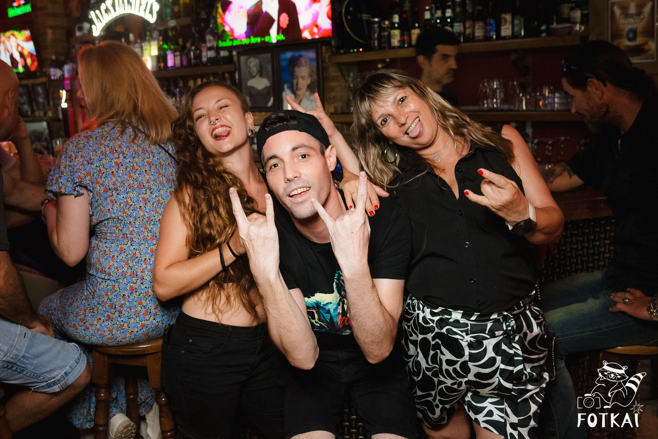 Monroe’s Rock Bar Torrevieja: Reportaje fotográfico 01.08.25 | FOTKAI