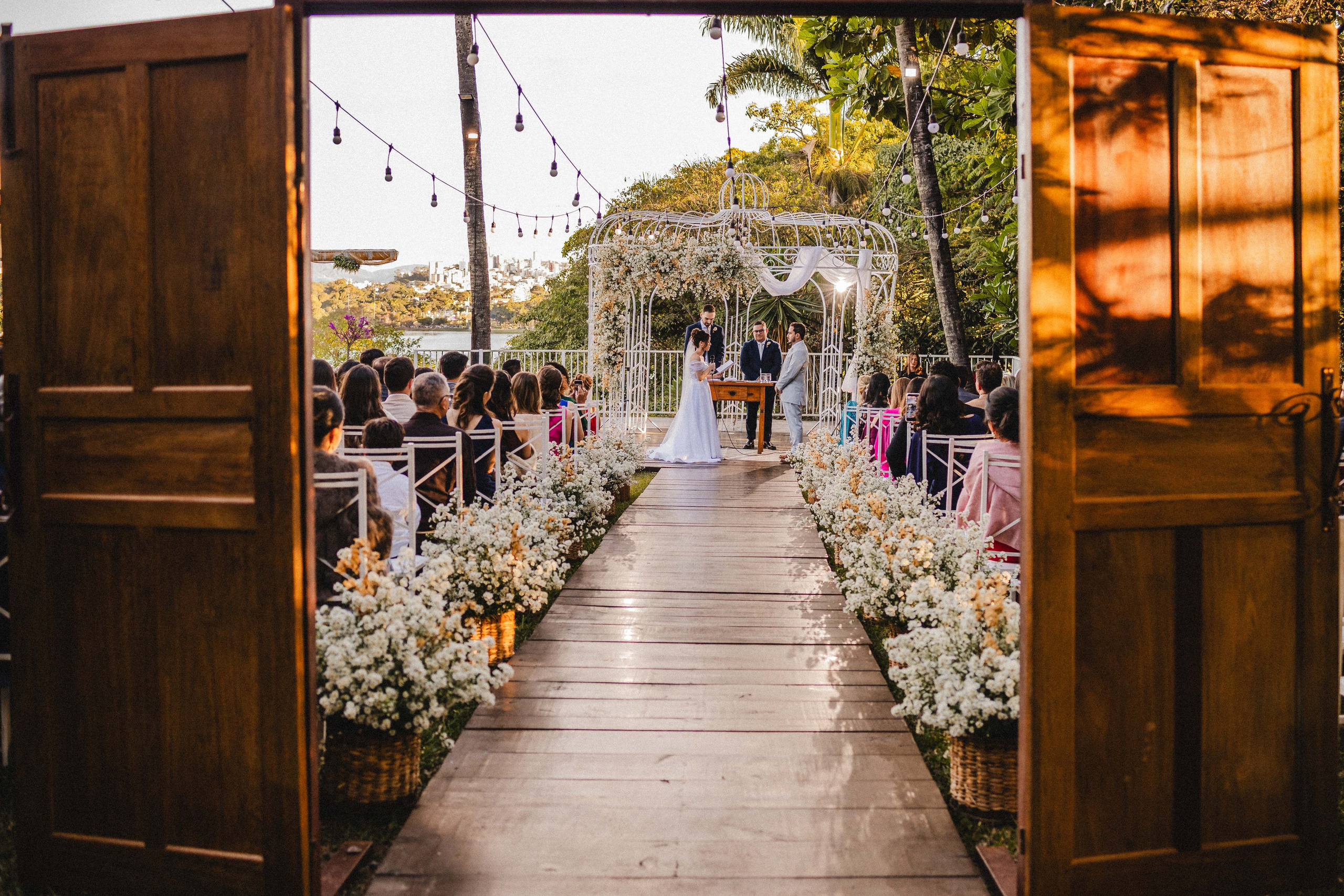 C & H — Leve, calmo e romântico. Fotografia de casamento em Belo Horizonte