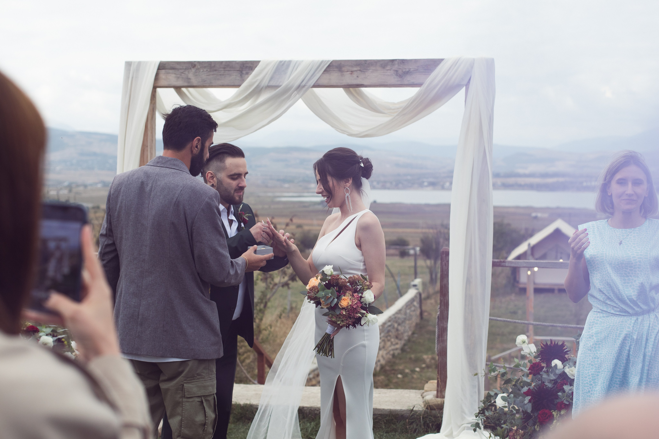 V & I. Wedding photographer in Georgia