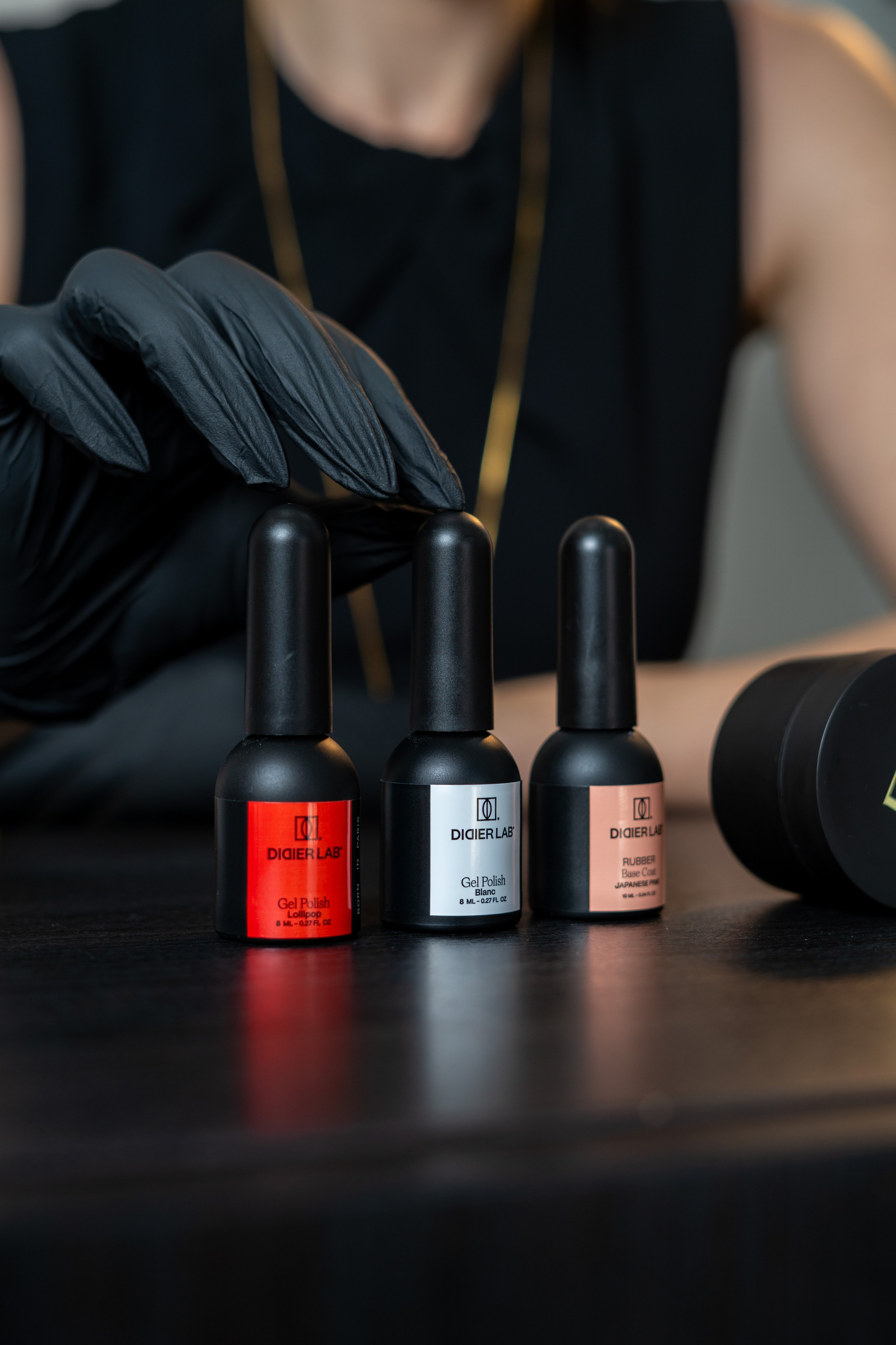 Nina Petrasco. Frames by Giovani Braga