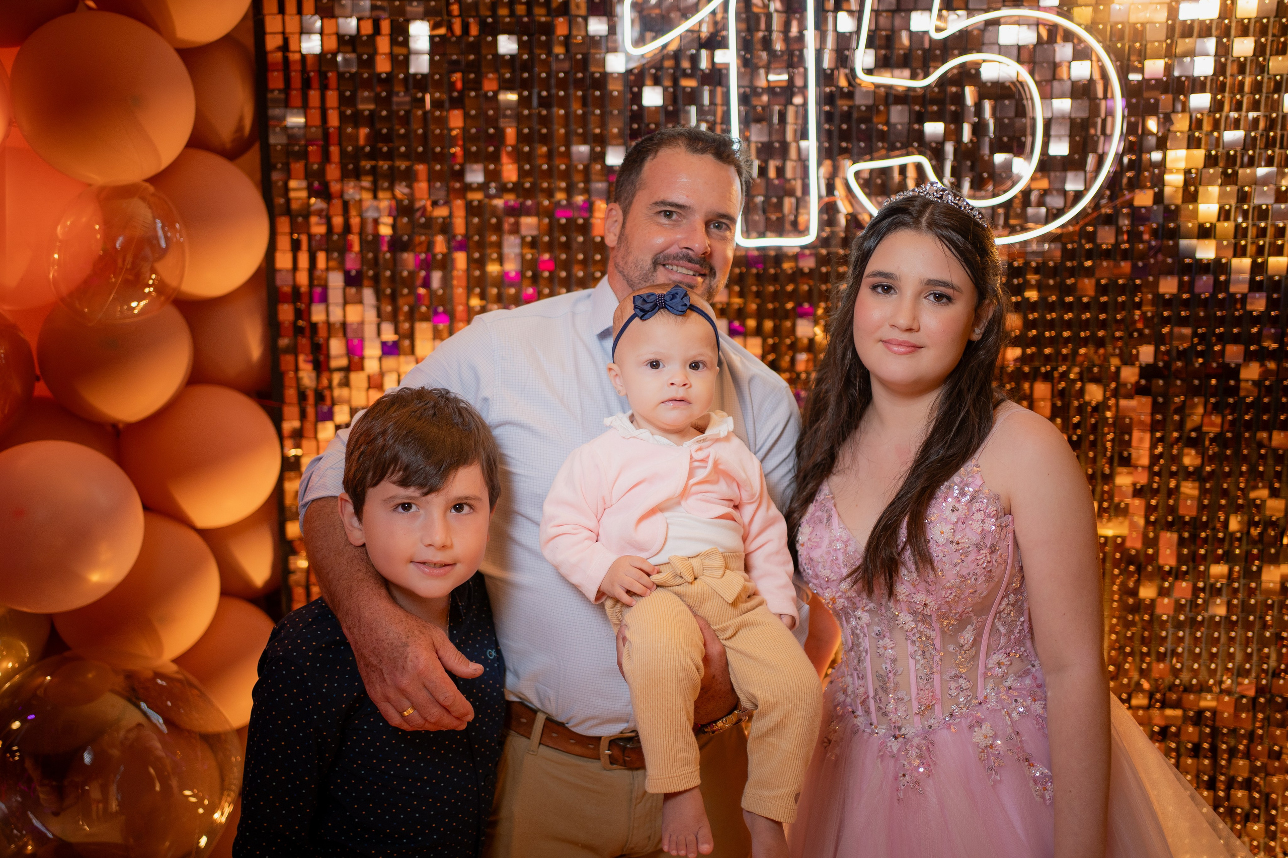Maria Laura — Villa de León / Bauru SP. Robson Colaço