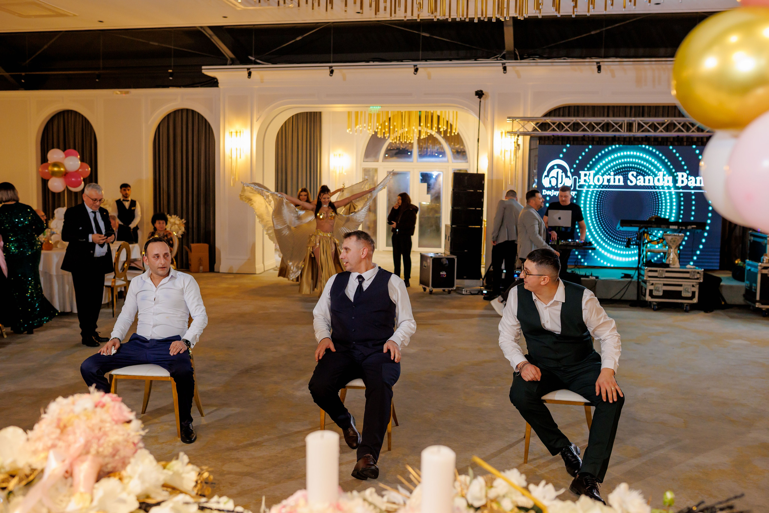 Povestea voastră, regizată de noi |Cristi Turculet Videograf Nuntă Suceava | wedding highlight. Servicii foto-video profesionale, pentru momente de neuitat