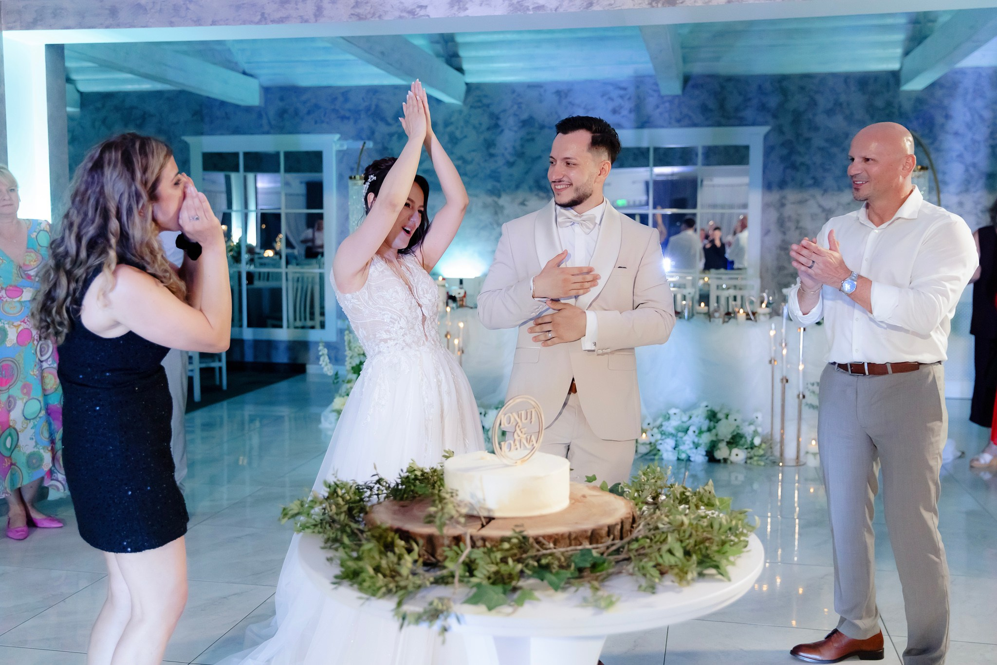 Ioana & Ionuț | Nuntă de poveste la Păstrăvăria Poiana din Mălini județul Suceava. Servicii foto-video profesionale, pentru momente de neuitat