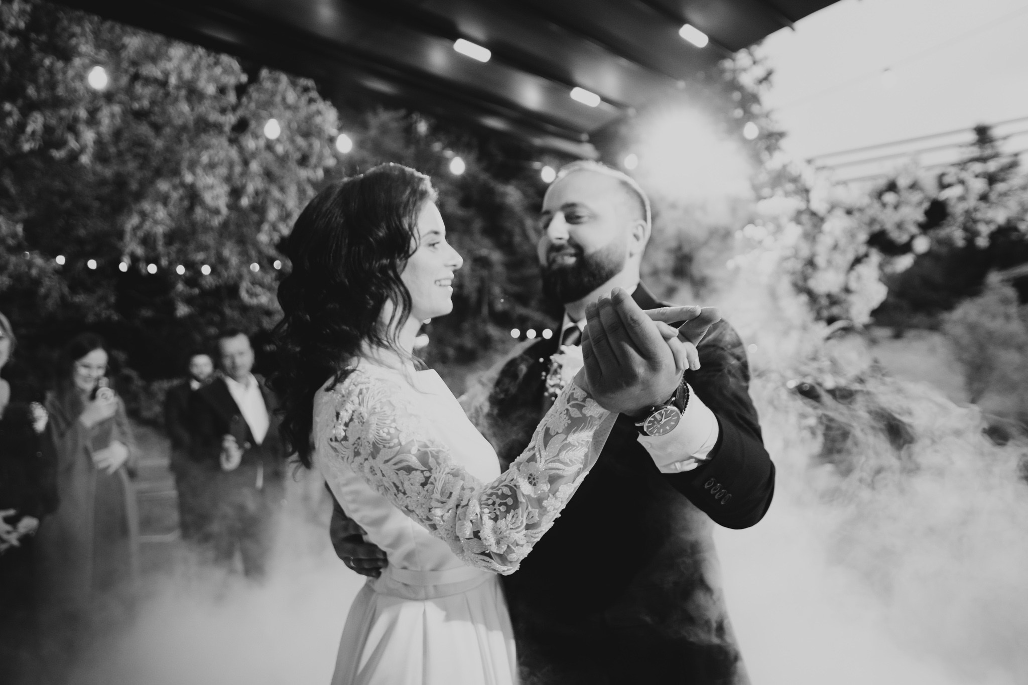 Nunta de Poveste la Sucevița: Cristi și Andreea. Servicii foto-video profesionale, pentru momente de neuitat