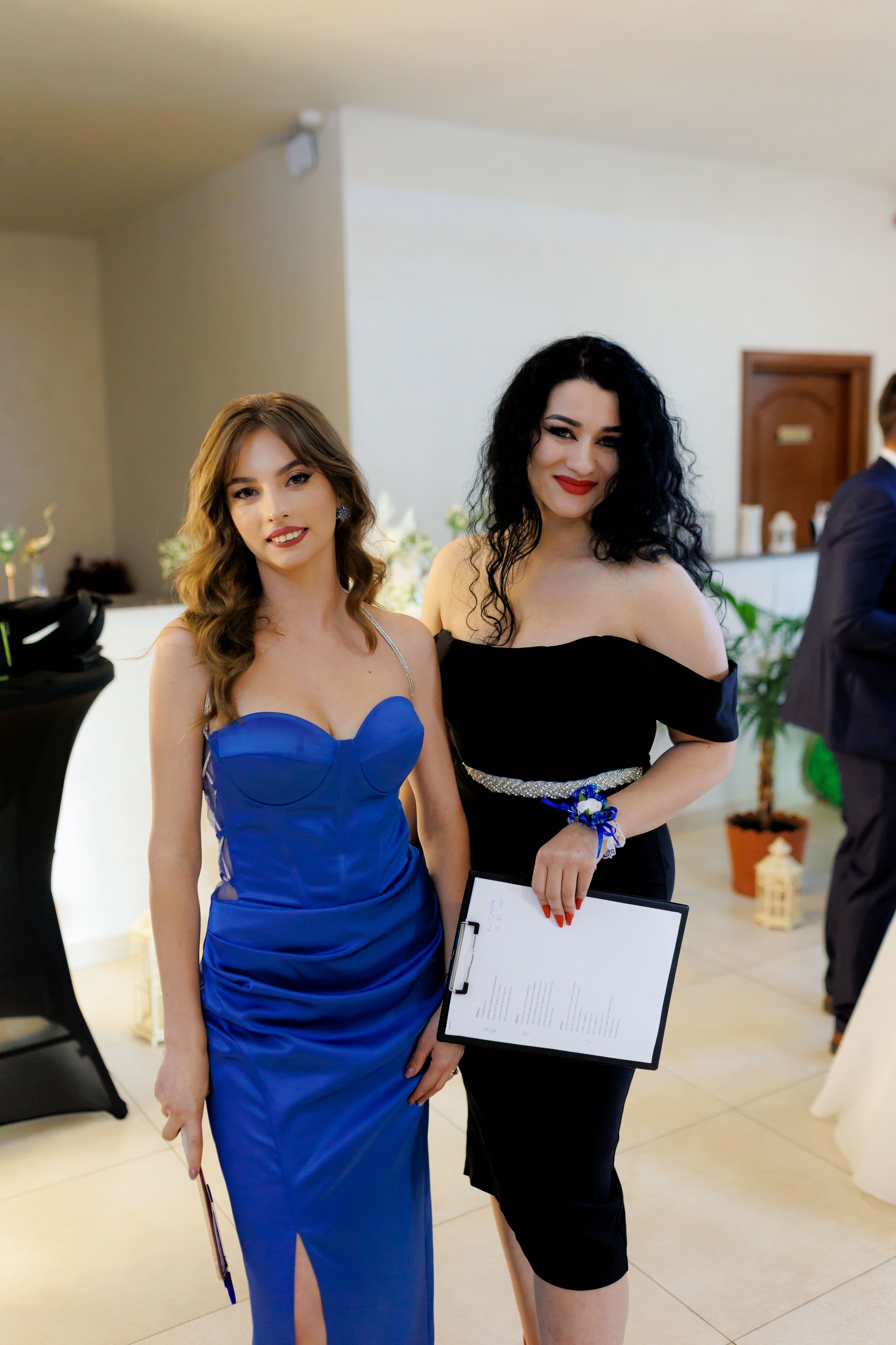 Loredana & Emilian – Ziua Nunții | Videografie - fotografie Botez Suceava, Iași, Botoșani. Servicii foto-video profesionale, pentru momente de neuitat