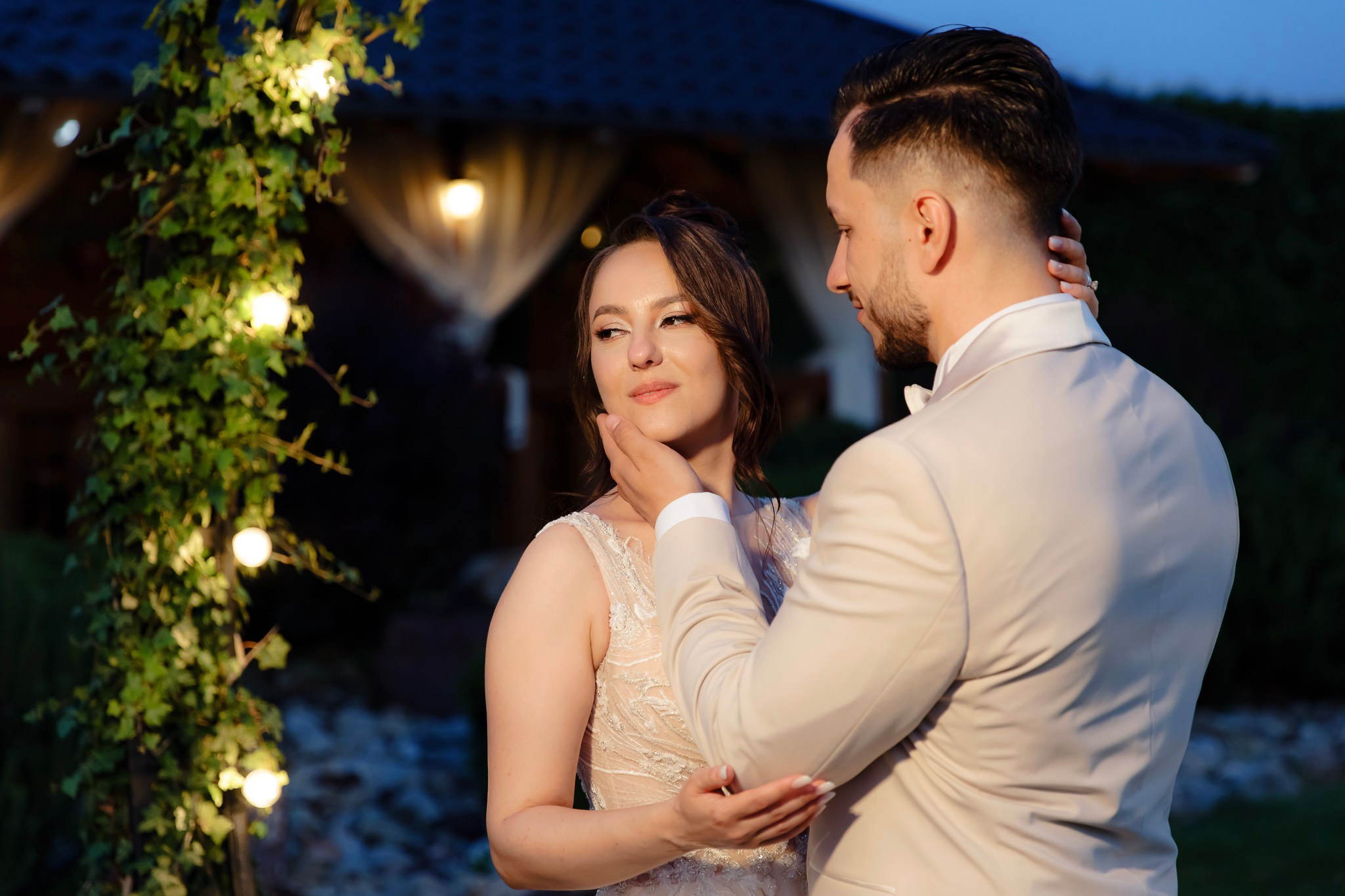 Ioana & Ionuț | Nuntă de poveste la Păstrăvăria Poiana din Mălini județul Suceava. Servicii foto-video profesionale, pentru momente de neuitat