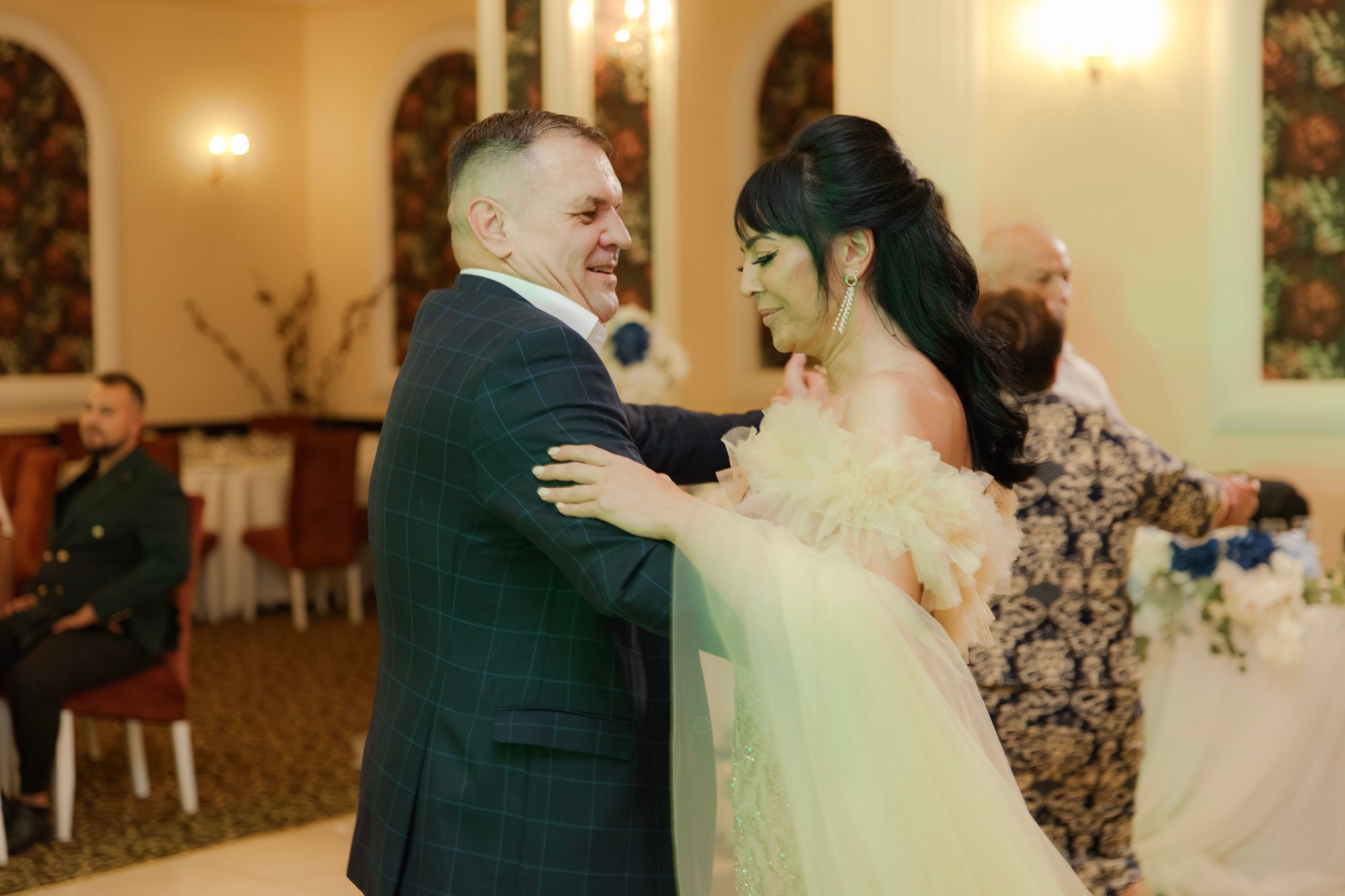 Mihai & Oana. Servicii foto-video profesionale, pentru momente de neuitat