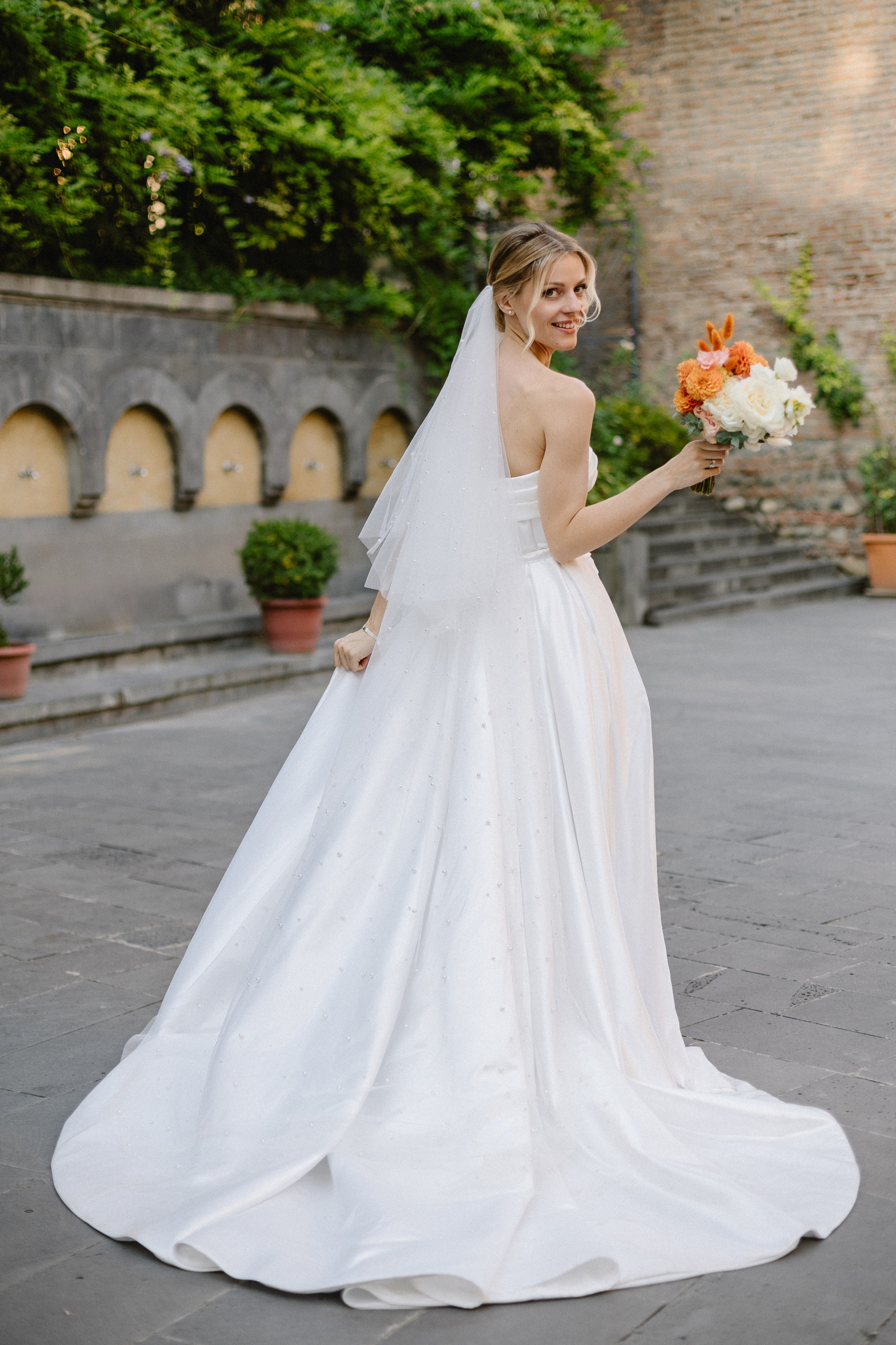 Alexandra & Koba. Photographer Anna Nazarenko