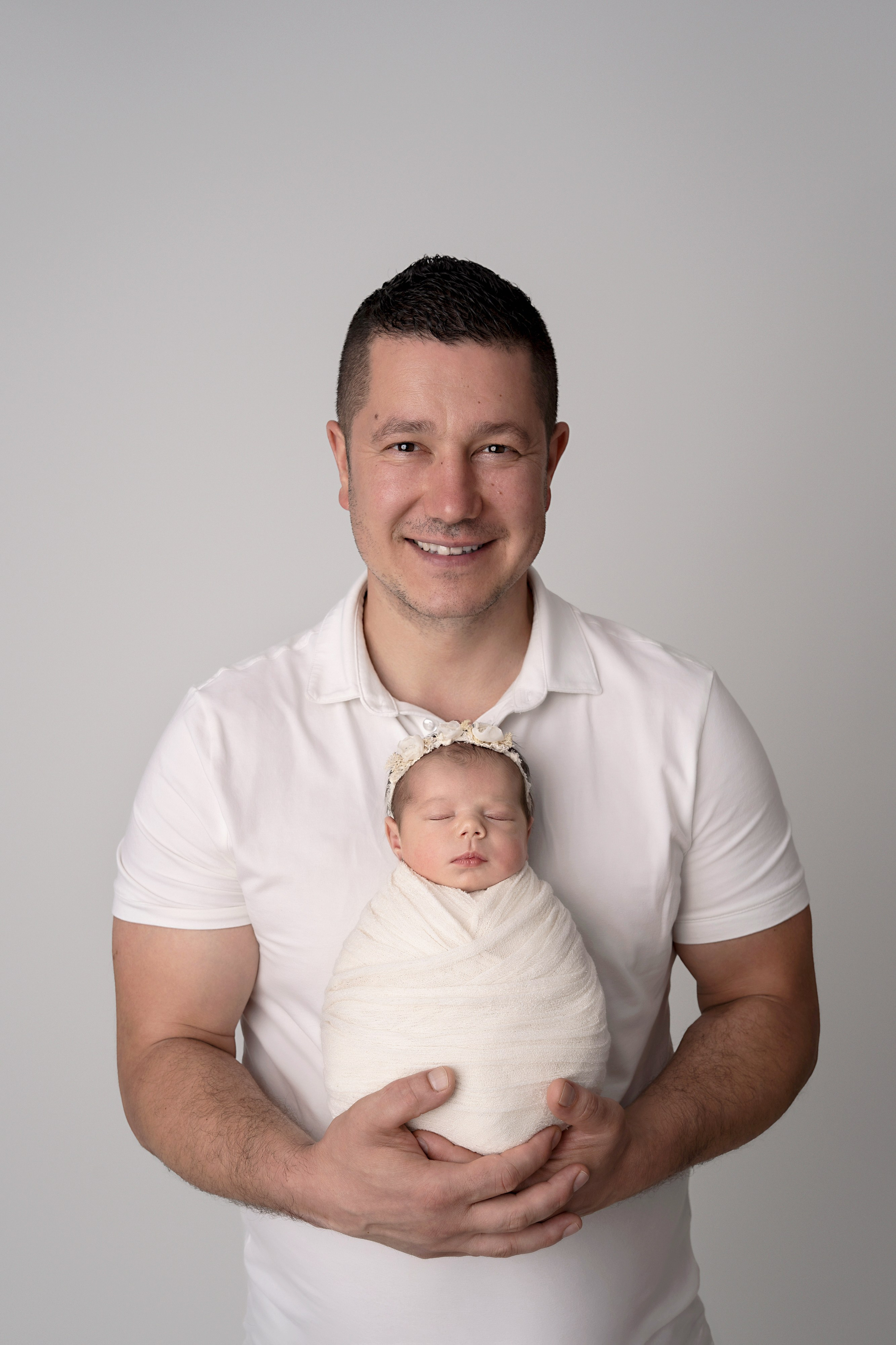 Newborn. Fotograf maternitate, nou-născuți și familie în Cluj-Napoca | Roxana Rusu