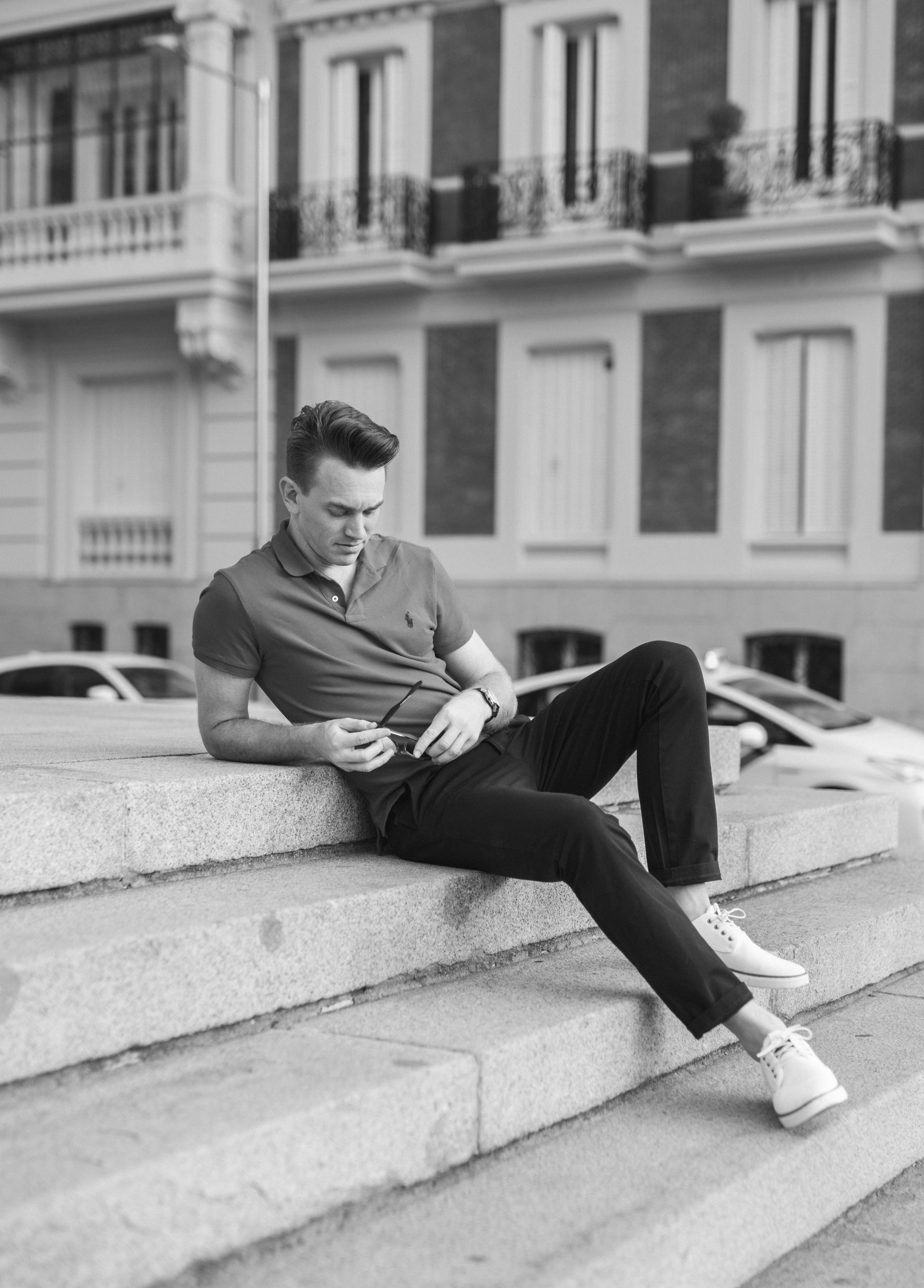 Fotografía de retratos masculinos en Madrid – Retratos profesionales para LinkedIn y redes sociales. Fotógrafo en Madrid, España. Alyona Belyaninova