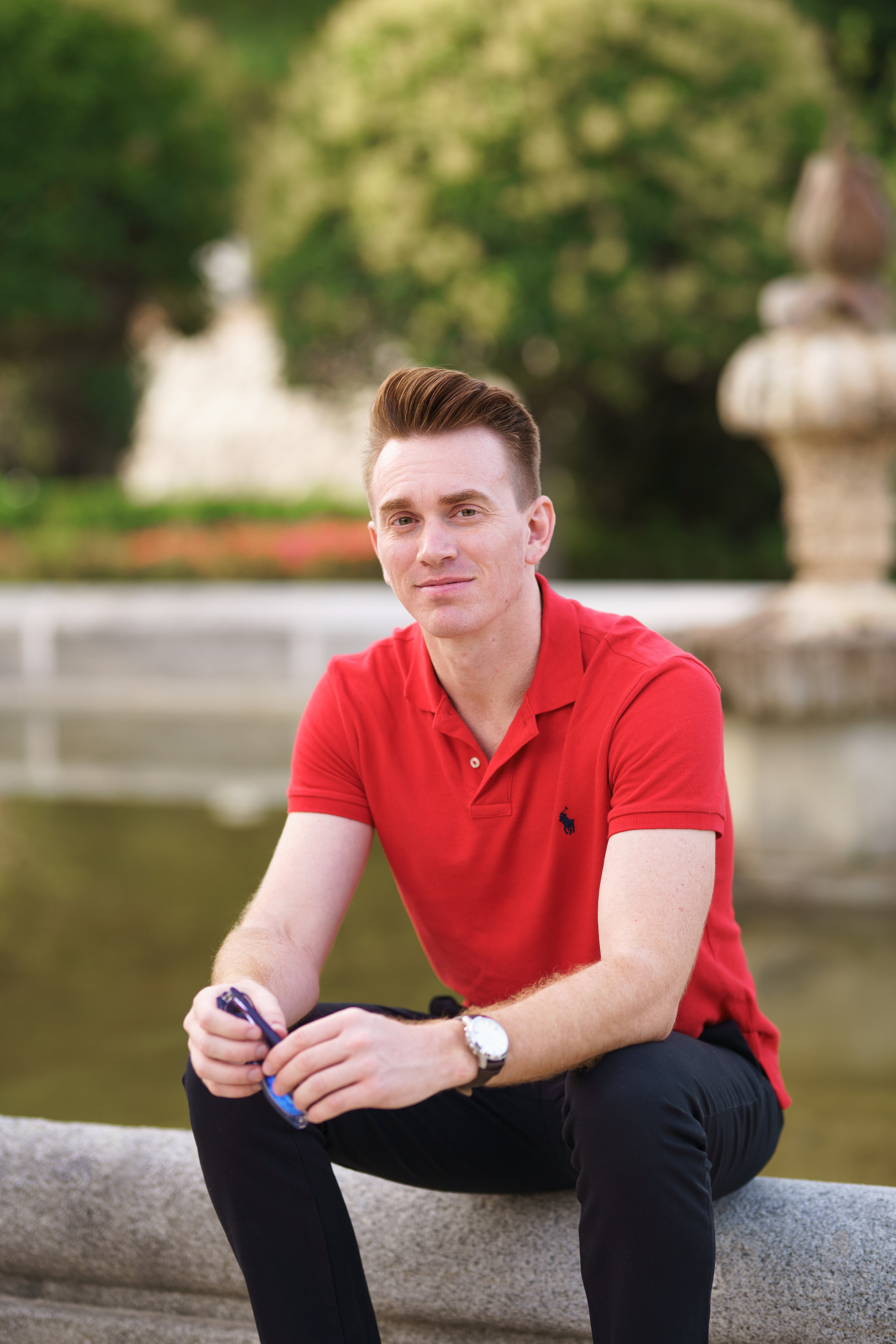 Fotografía de retratos masculinos en Madrid – Retratos profesionales para LinkedIn y redes sociales. Fotógrafo en Madrid, España. Alyona Belyaninova