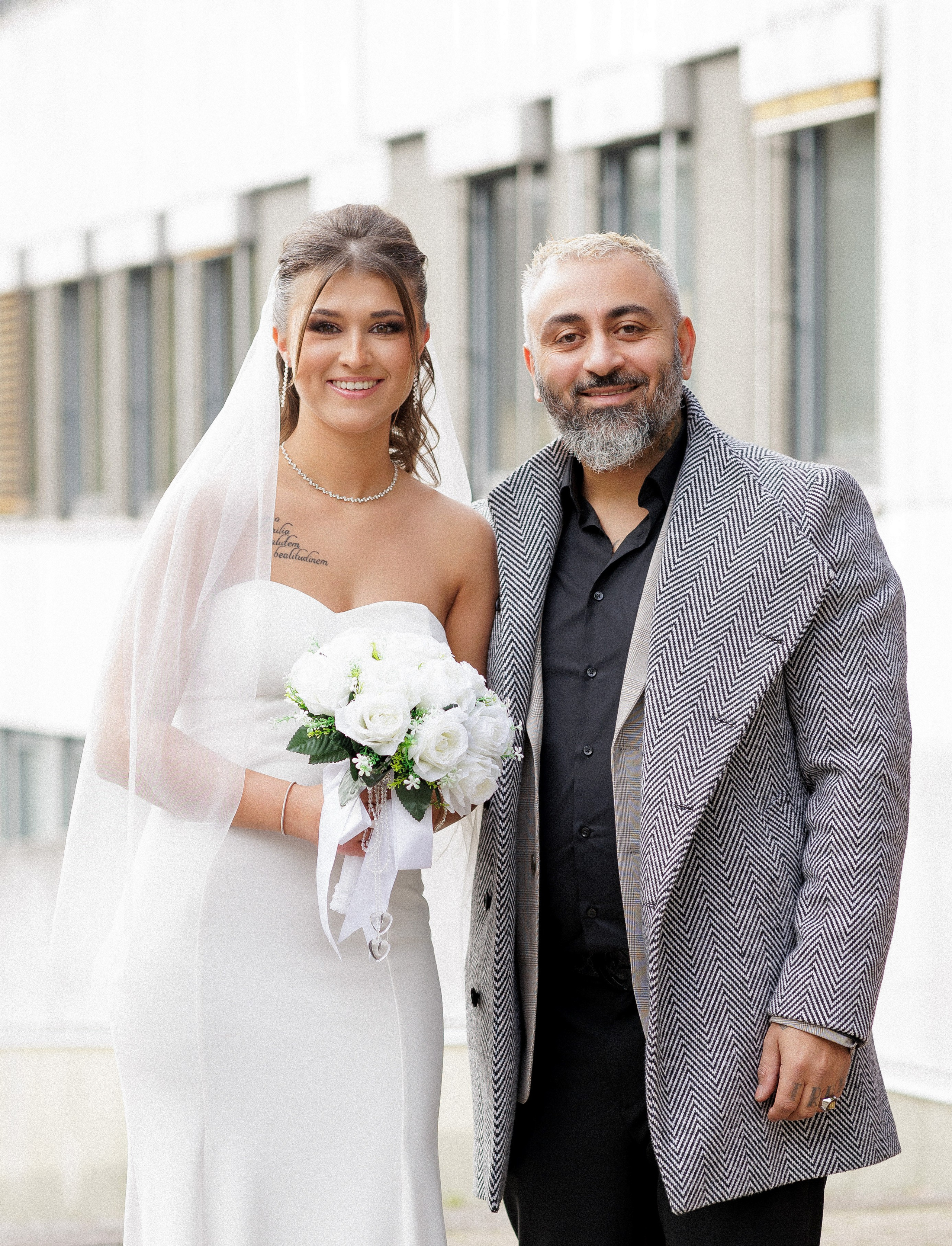 Hochzeitsfotografie im Schloss Arensburg: Ein Tag voller Liebe. Hochzeitsfotograf und Hochzeitsvideograf aus Hamburg | Roka21Film