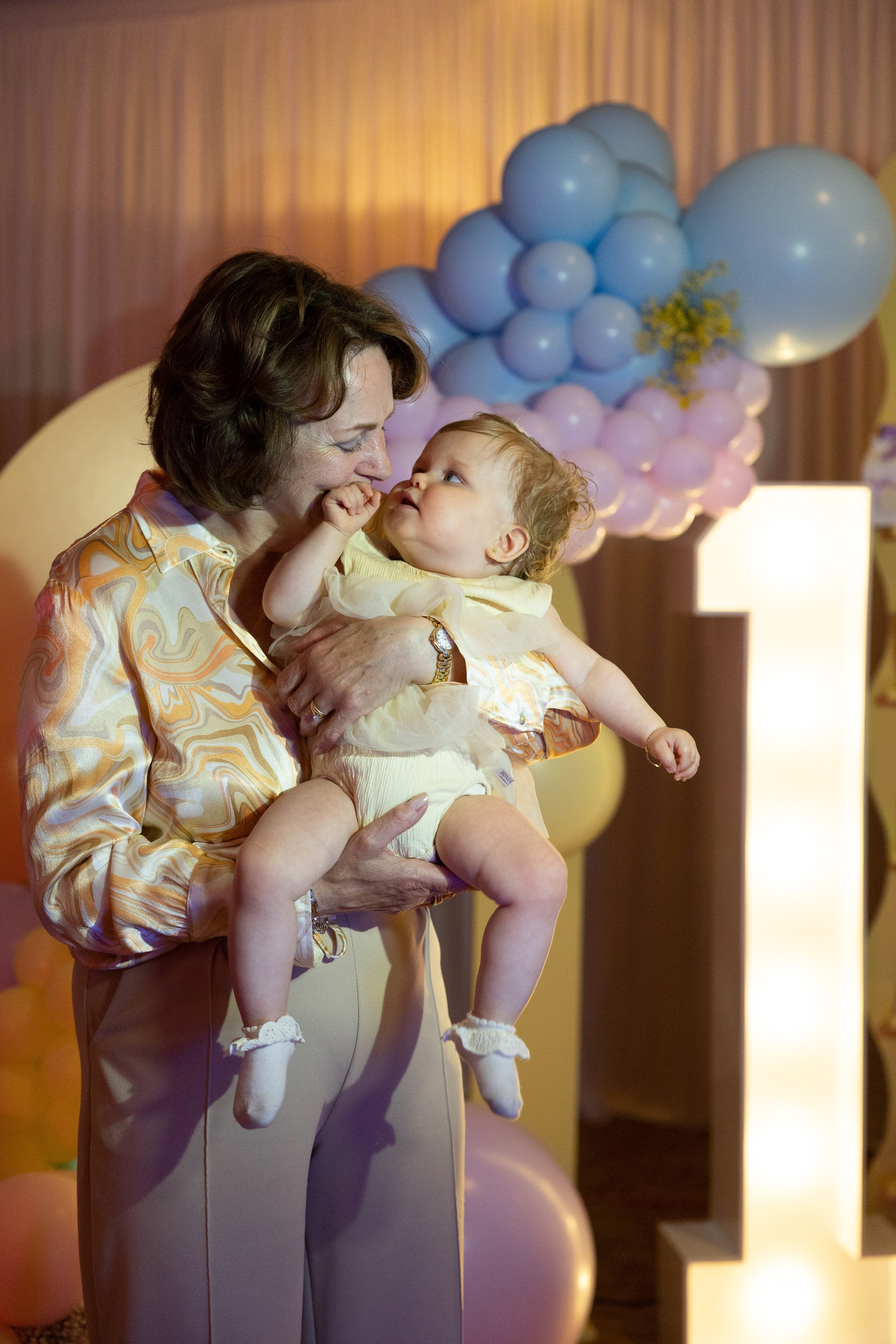 1 st Birthday. Portrait and Family Photographer in Netherlands