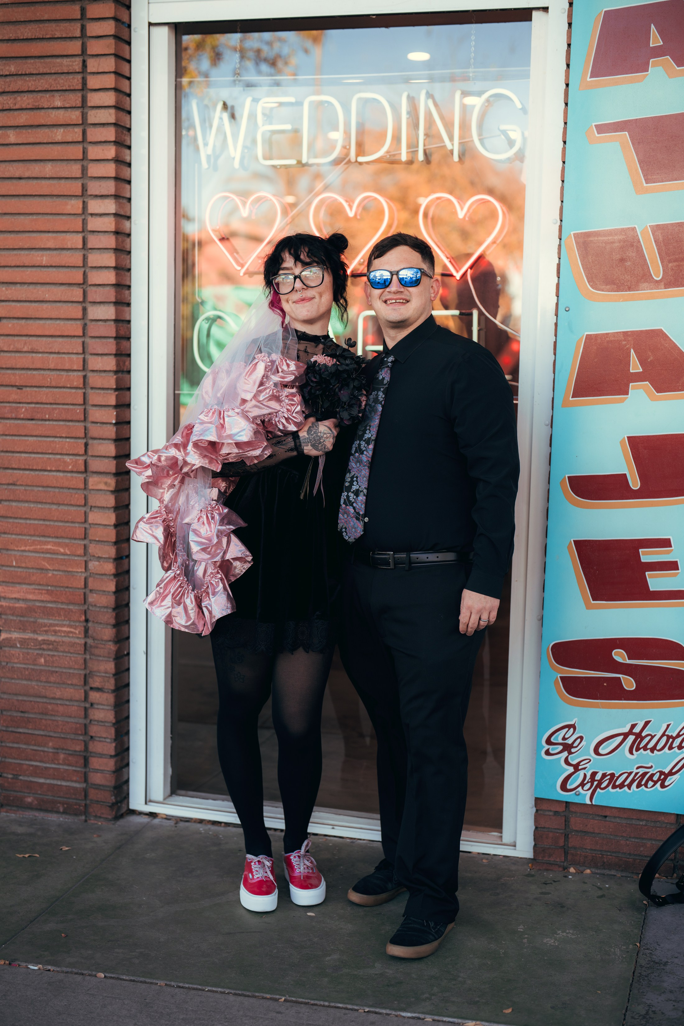 Bee&Tony. Wedding & elopement photographer Viktoriya Kravtsov. Las Vegas