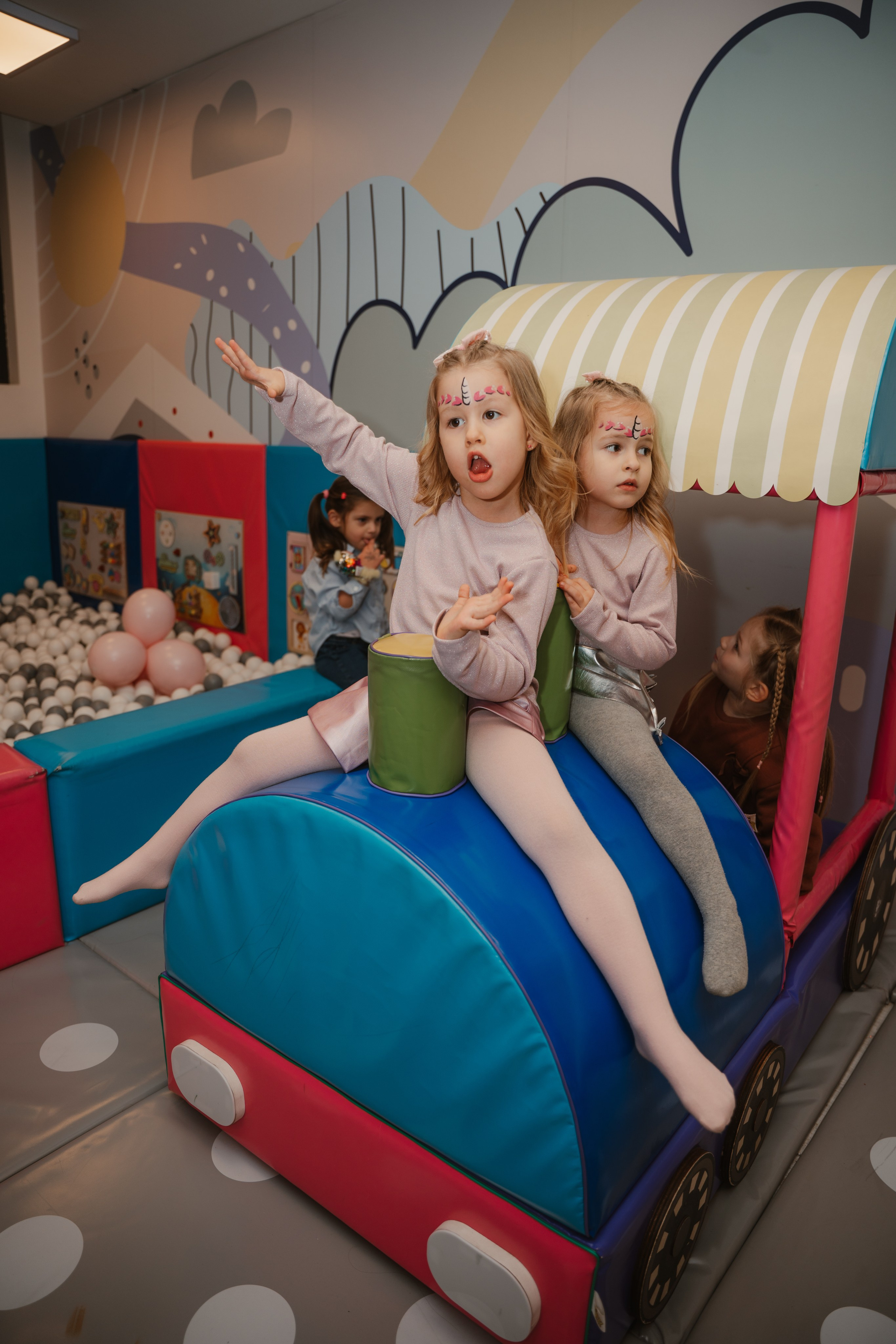 Roðendani. Porodični fotograf