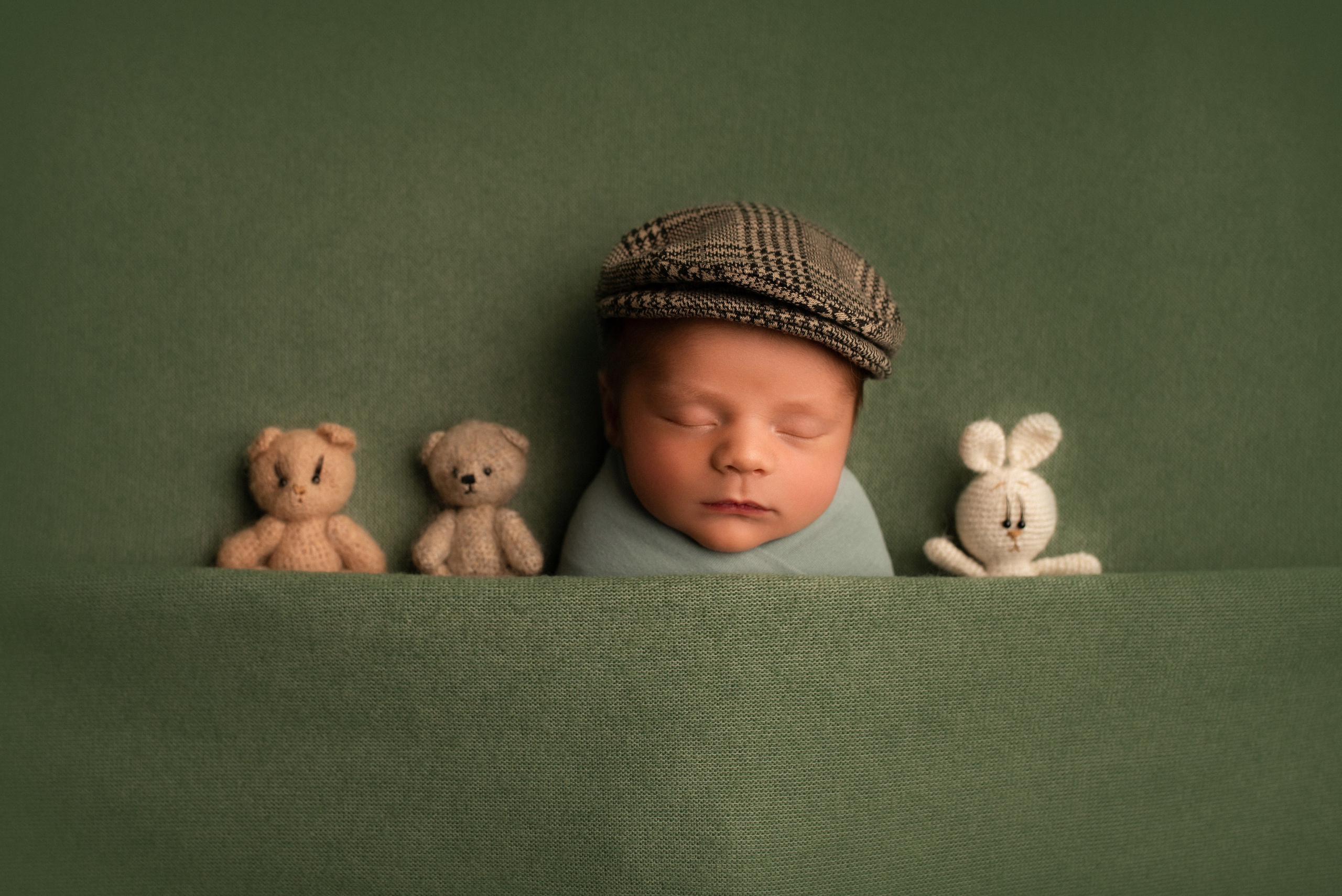 NEWBORN. Ottawa Newborn and Baby Newborn Photographer Elena Helali