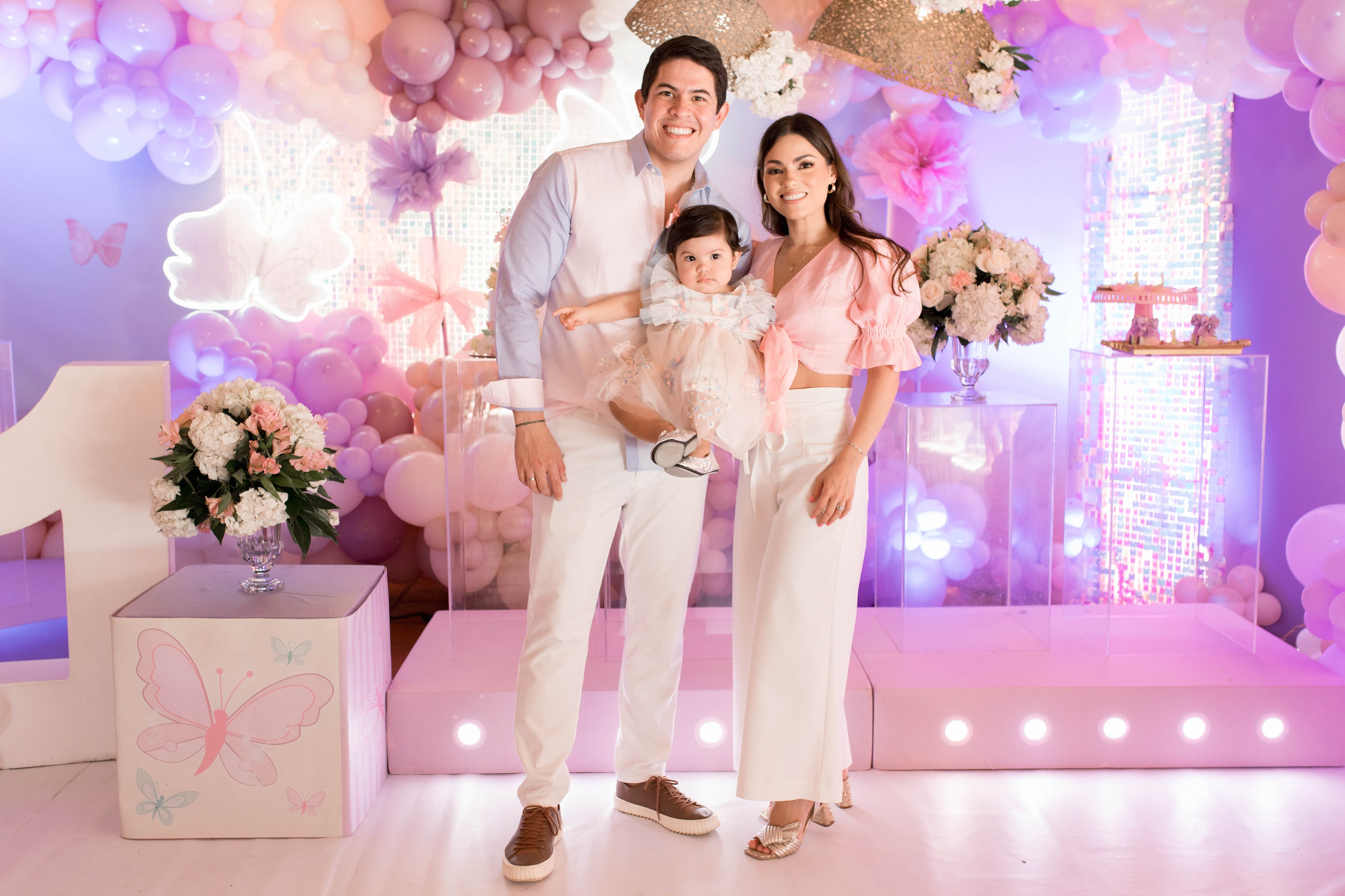 Aleia is One. Rose Miranda - Fotógrafa de niños y familias en Barranquilla