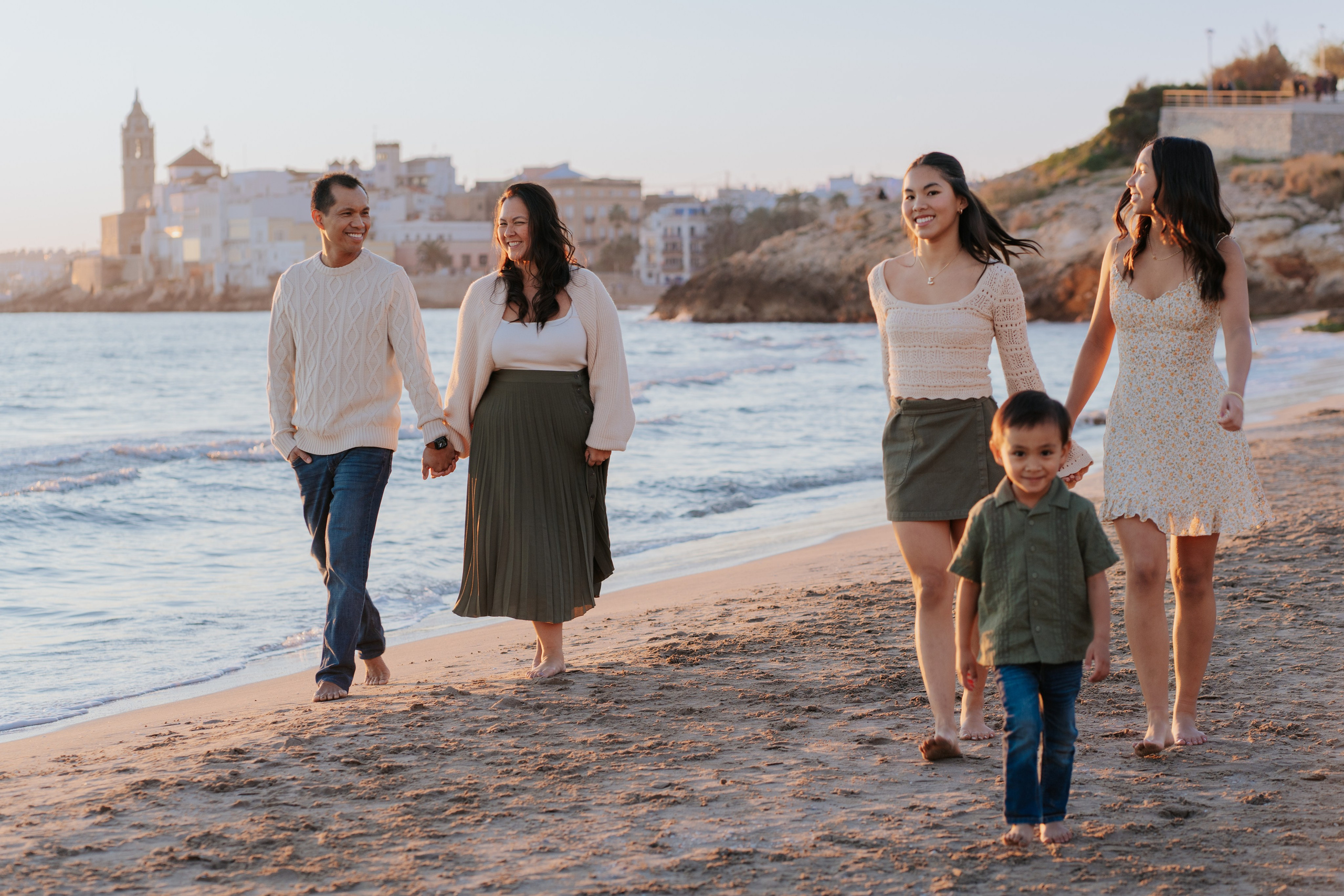 Barcelona Family Photoshoot Ideas — Family Photographer in Barcelona Spain