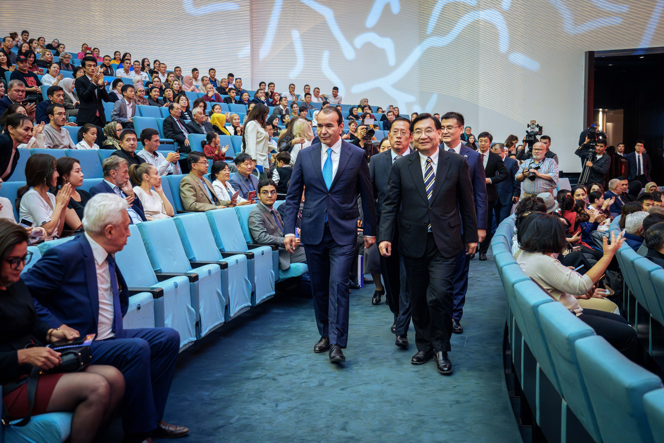 Концерт «День Культуры Китая». Георгий Намазов | Фотограф в Ташкенте