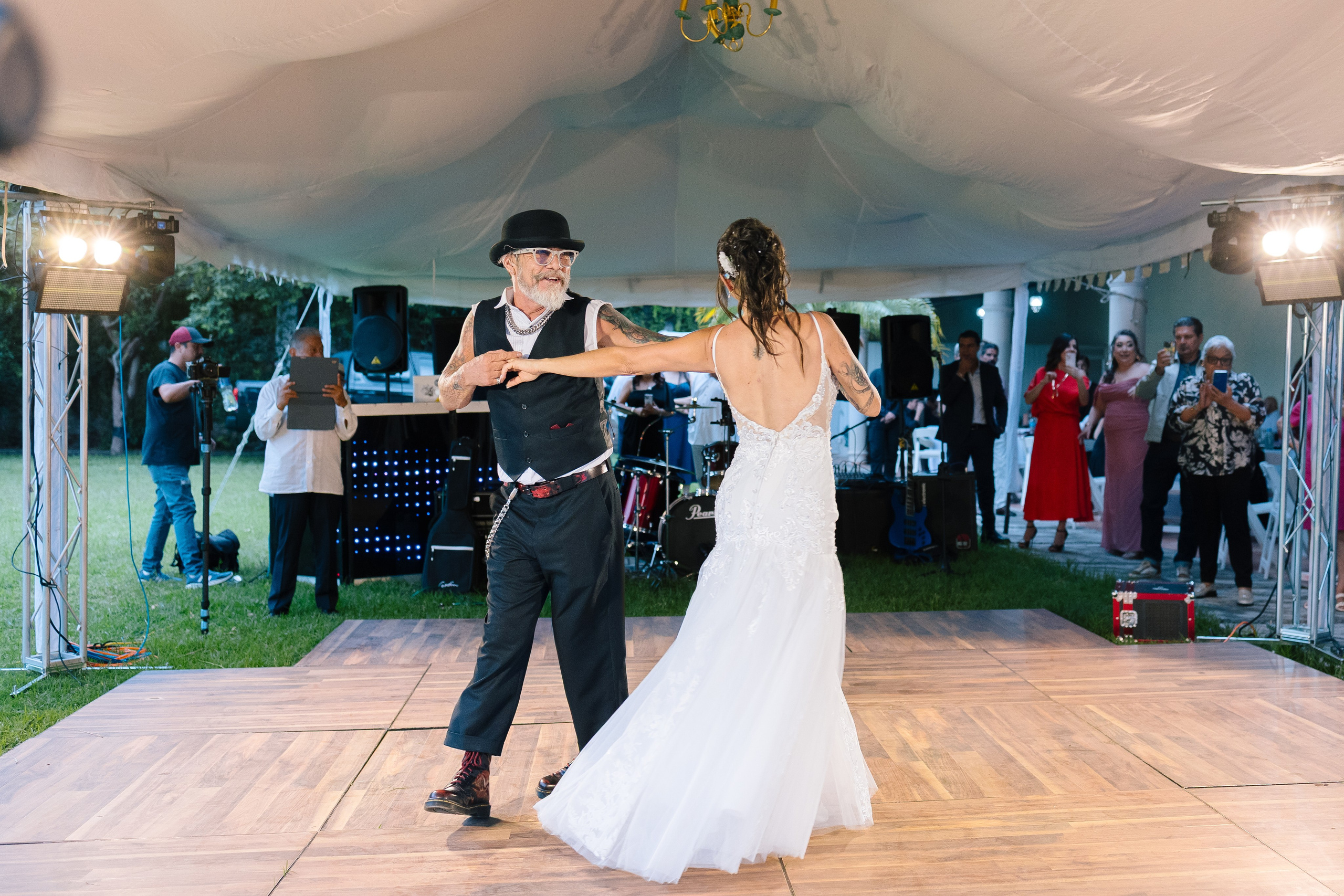 Civil Dany y Clay. Wedding Photographer Ruth Preciado