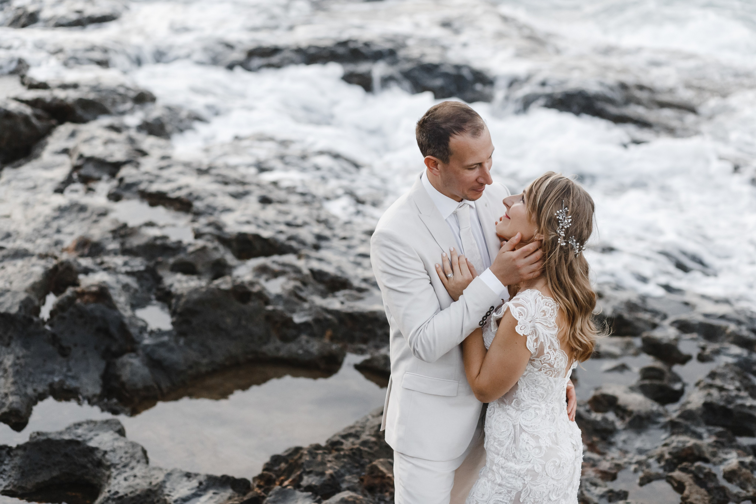 Aaron & Beata, Crete. Denny Savon — Photographer in Santorini | Weddings, Love Stories & Flying Dress