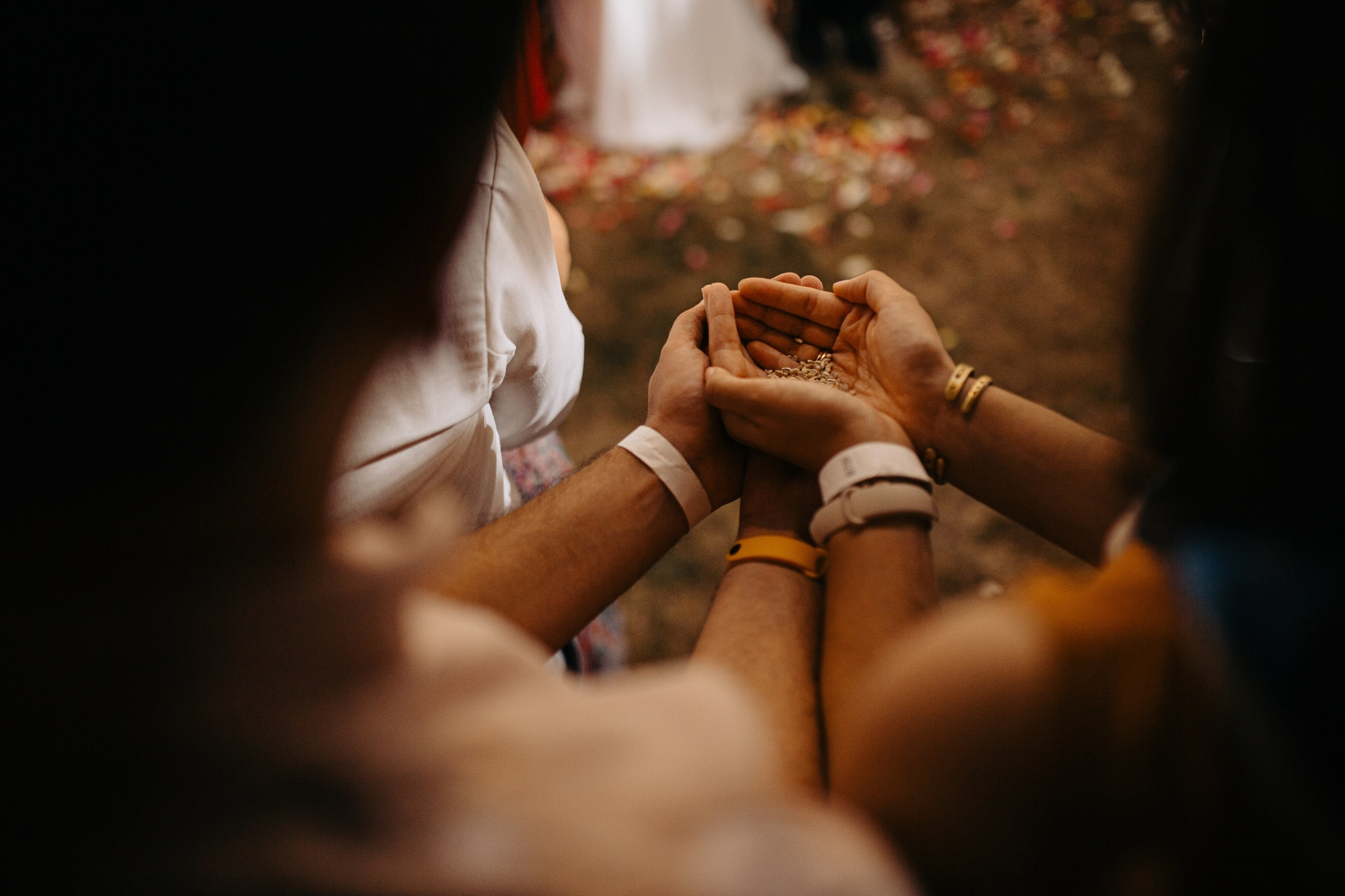 DIEVS SIRDĪ UN VĒJŠ MATOS