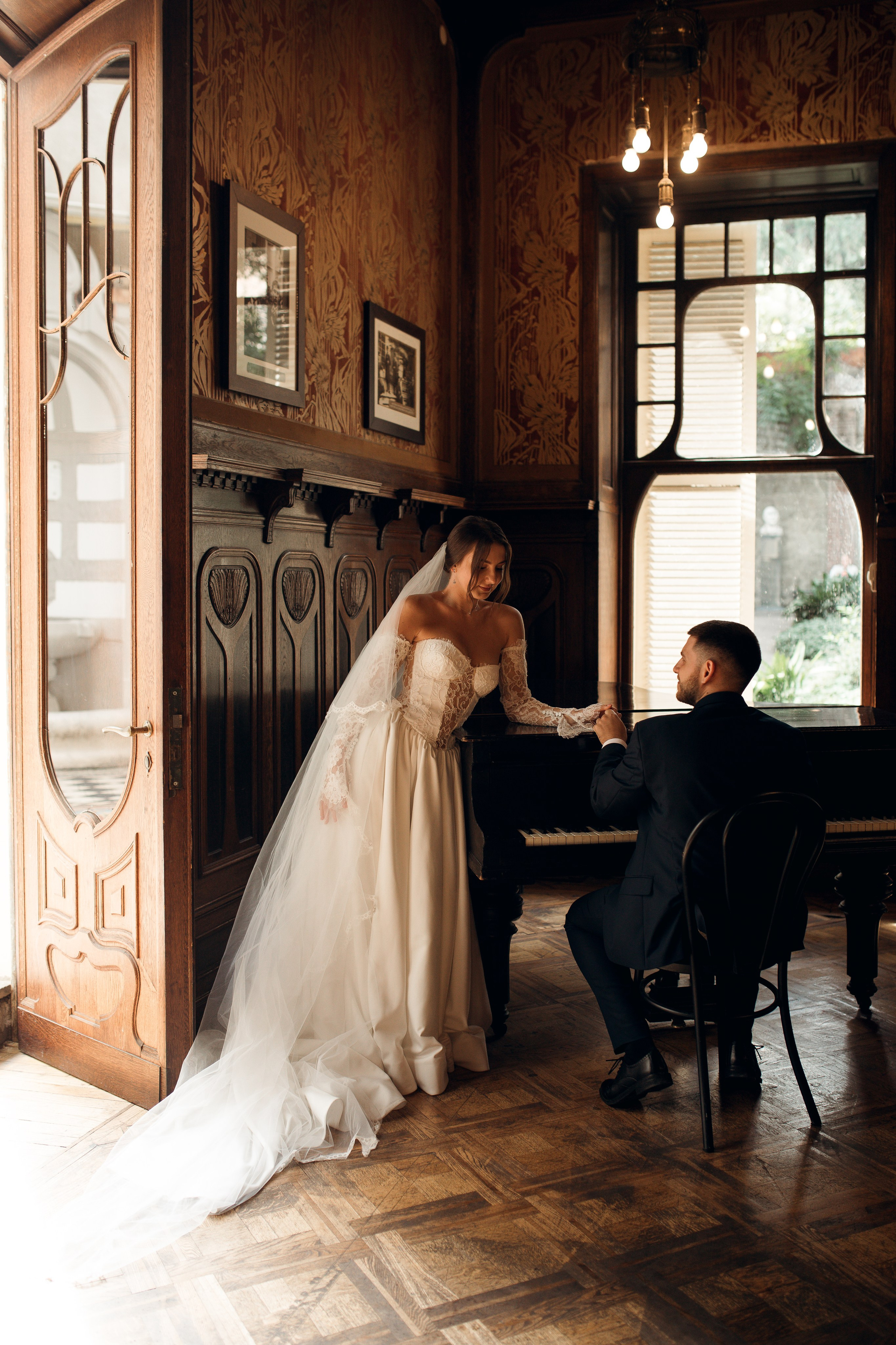 Денис & Каріна. Wedding photographer in Georgia