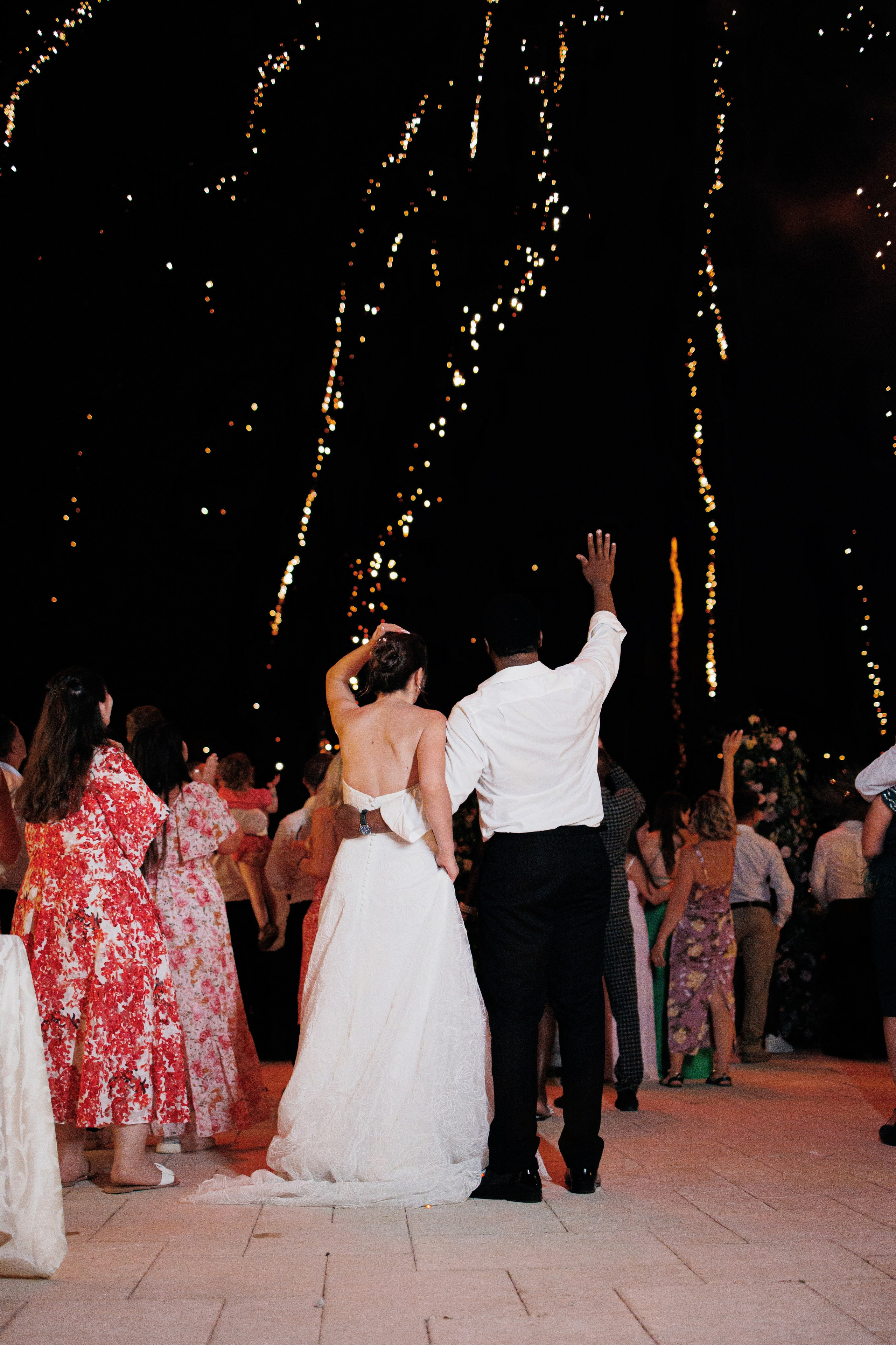Wedding Photographer, based in Iasi, Romania, but will travel all over the globe to make sure you look amazing in all your wedding photos