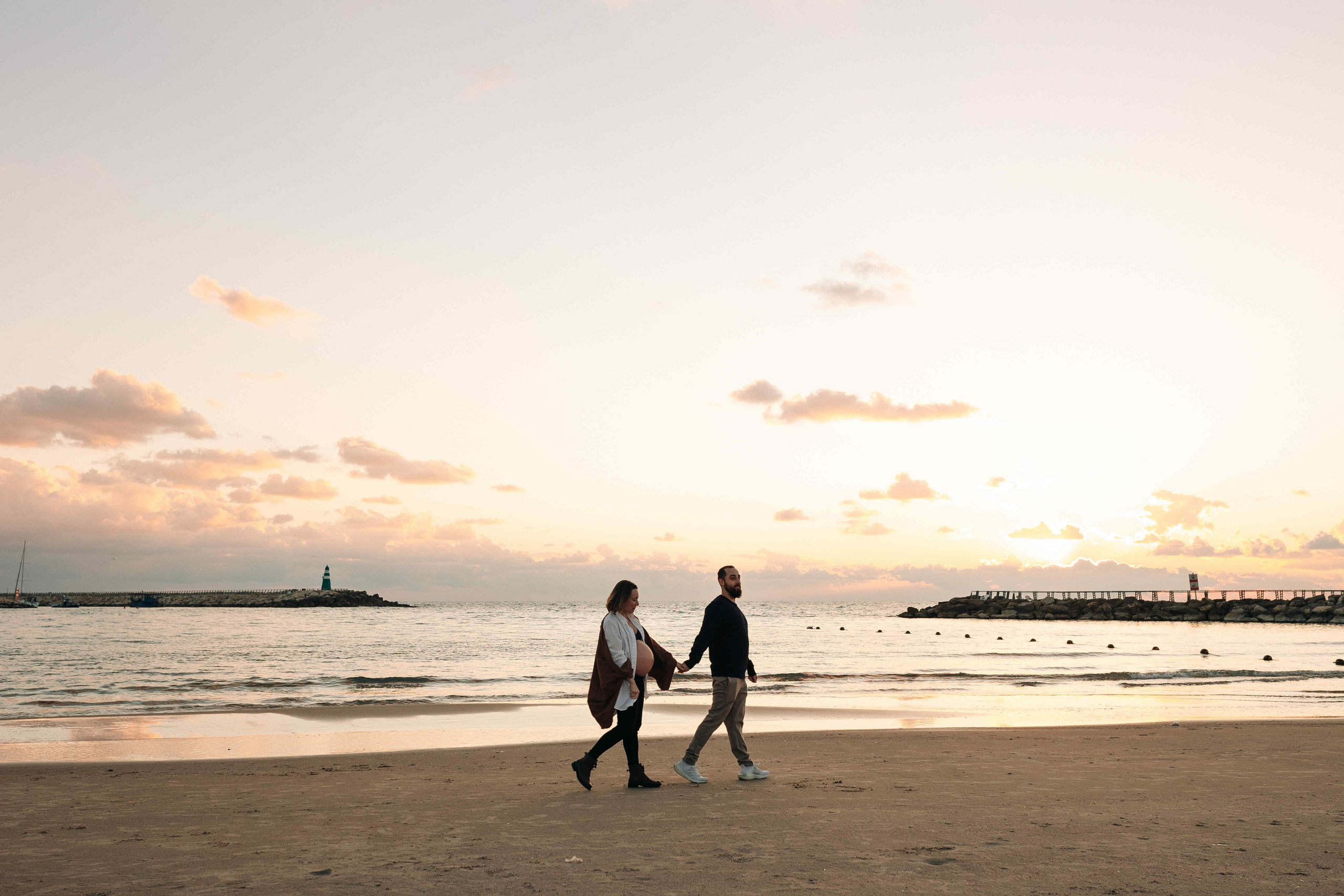 WINTER, PREGNANCY PHOTOSESSION (TEL AVIV). PHOTOGRAPHER IN ISRAEL