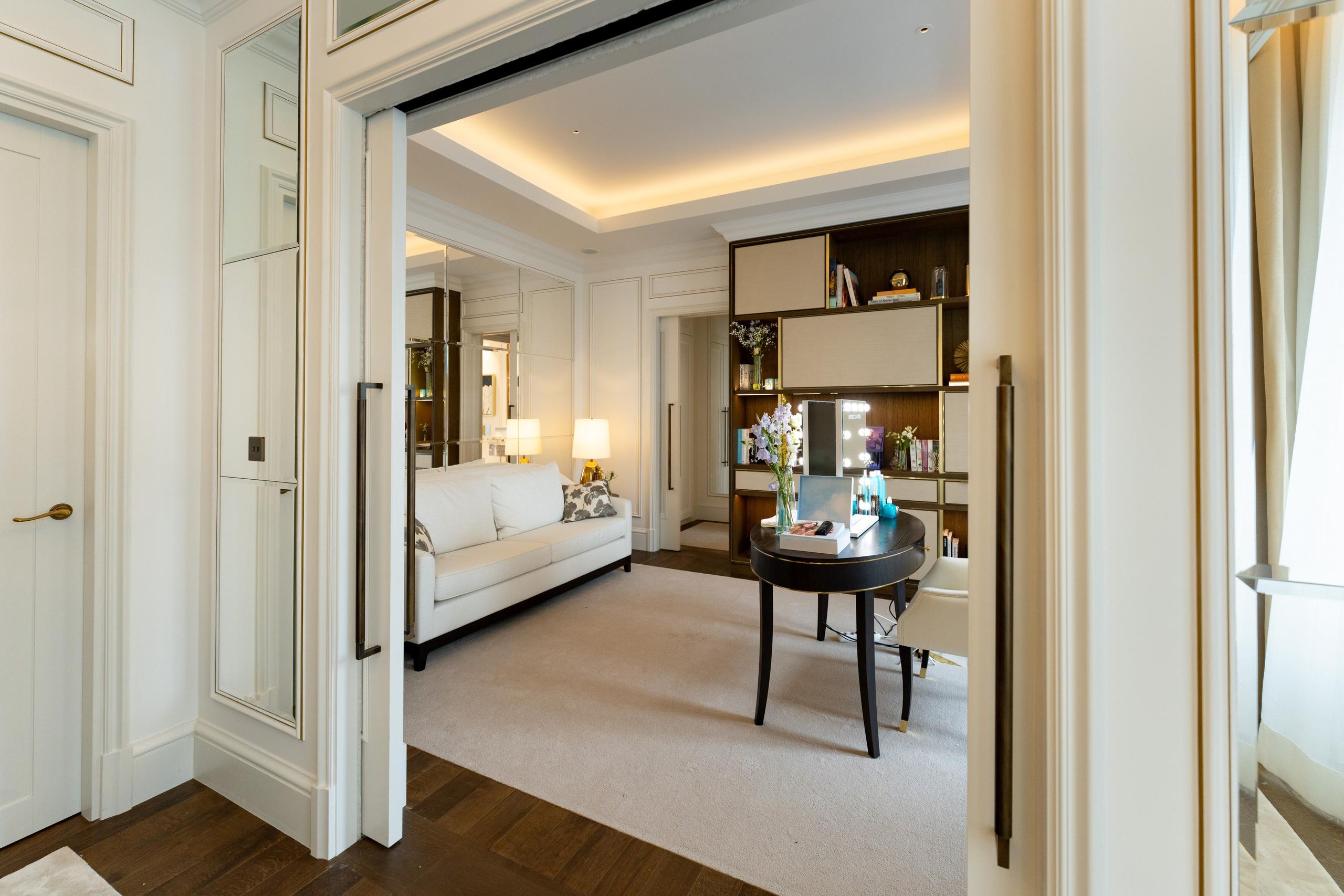 Fotografie Imobiliară Profesională | Birouri & Spații. Fotograf Corporate Business