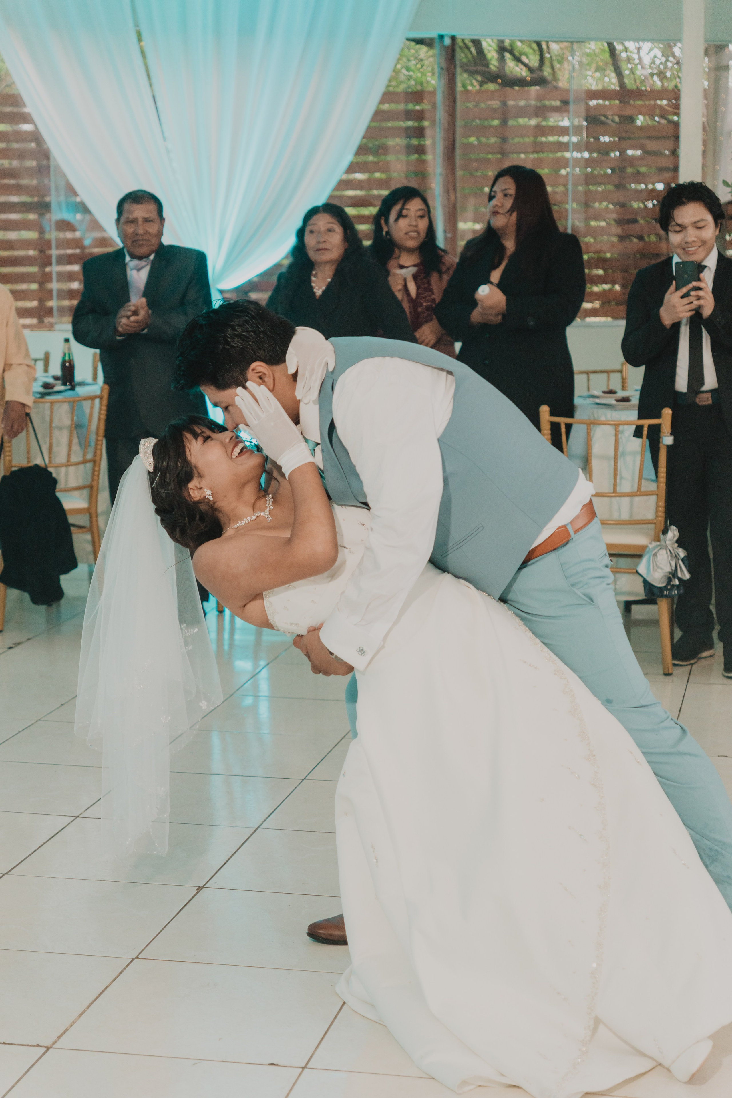 STEISY + EMMANUEL | BODA RELIGIOSA. Studio KVTA | Fotografía y Video de Bodas en Arequipa