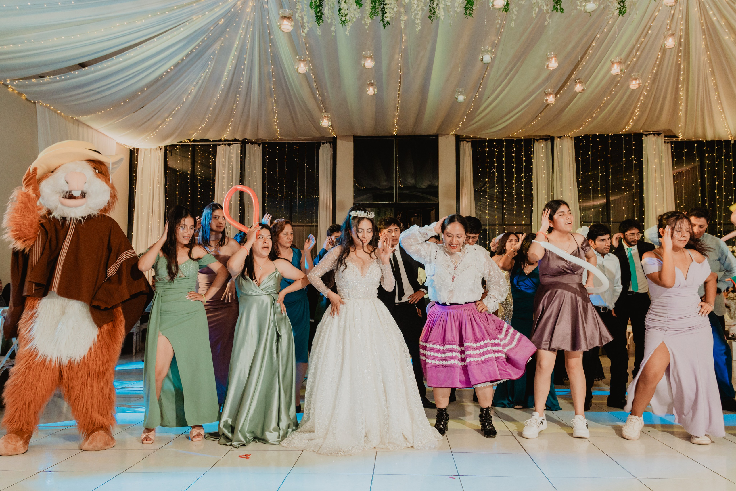 FERNANDO + MARIBEL | BODA RELIGIOSA. Studio KVTA | Fotografía y Video de Bodas en Arequipa