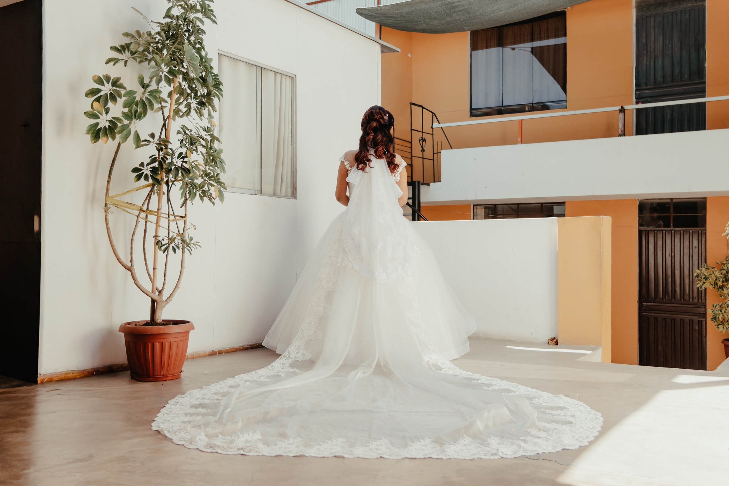VANESSA + FRANKLIN BODA RELIGIOSA. Studio KVTA | Fotografía y Video de Bodas en Arequipa