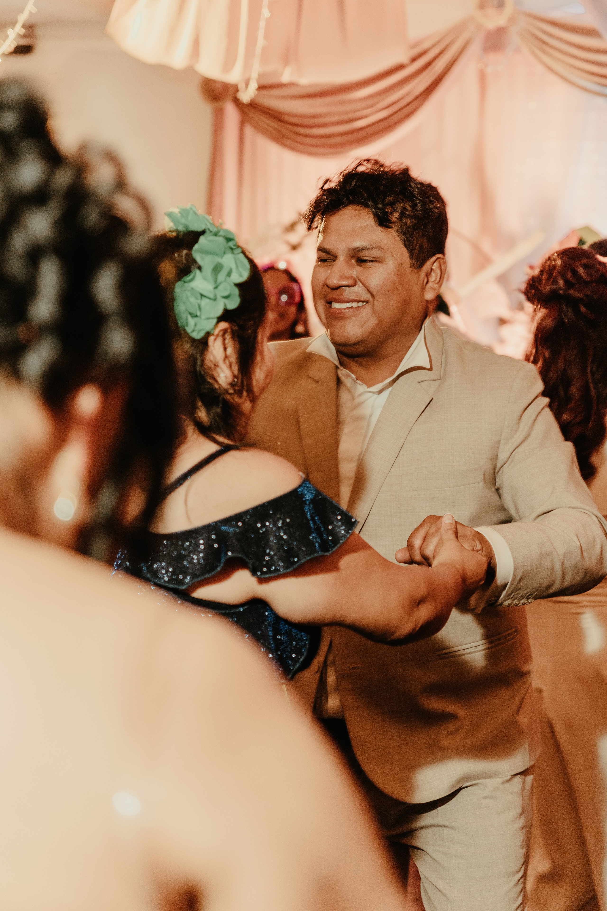 VANESSA + FRANKLIN BODA RELIGIOSA. Studio KVTA | Fotografía y Video de Bodas en Arequipa