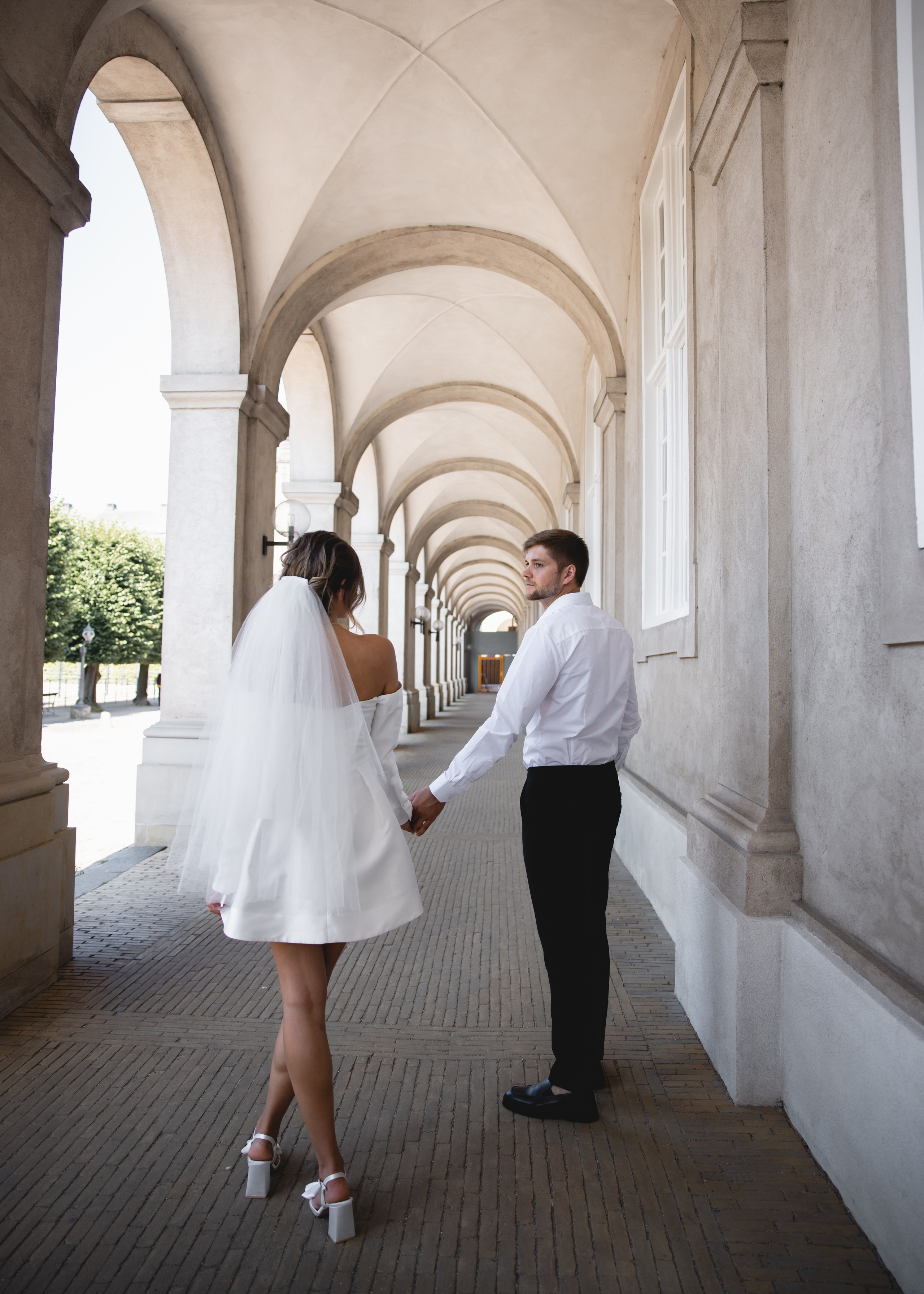 Julia and Slava. Professional wedding photographer in Copenhagen, Denmark — Julia Byron