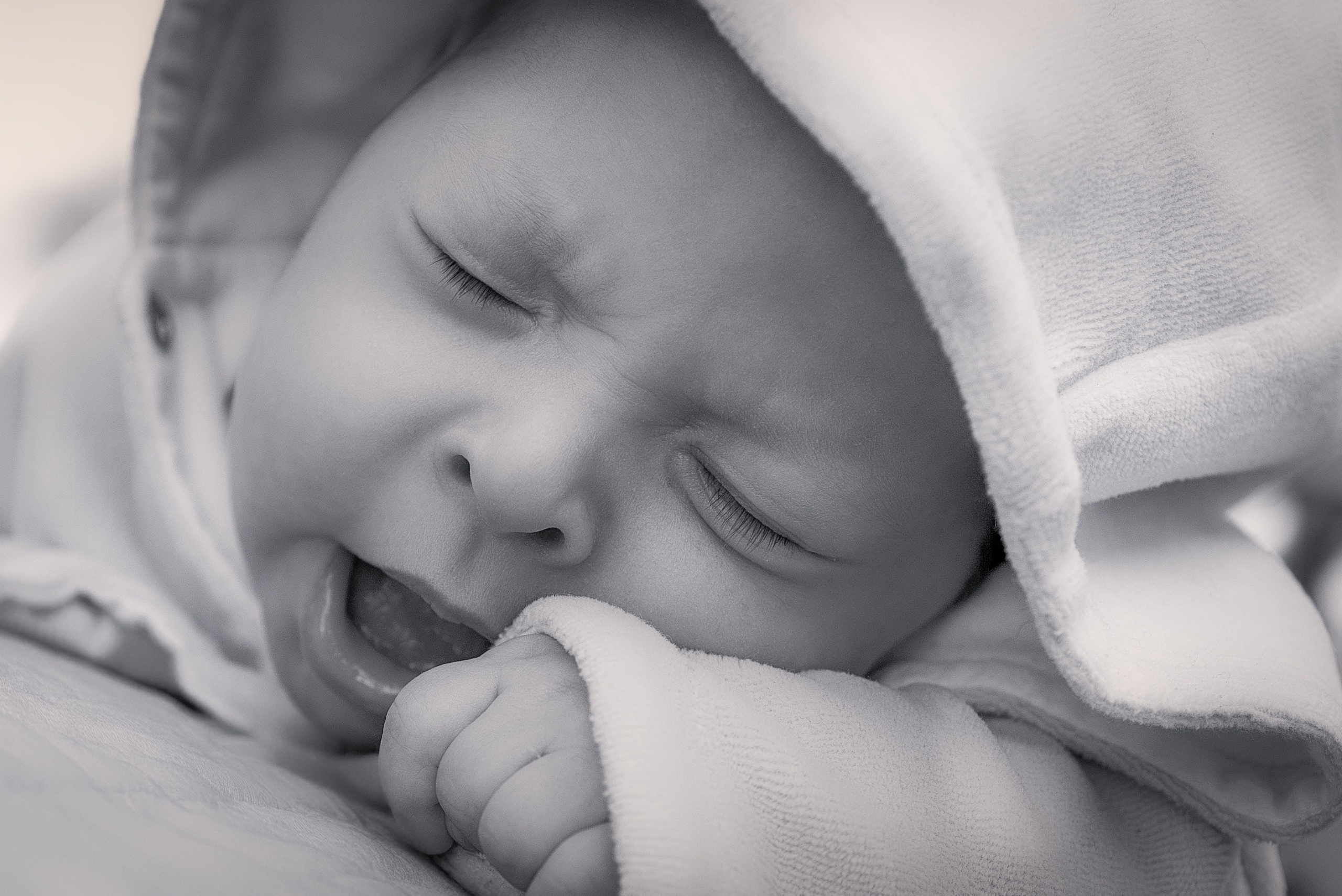 Fotograf cununie civilă în parc București