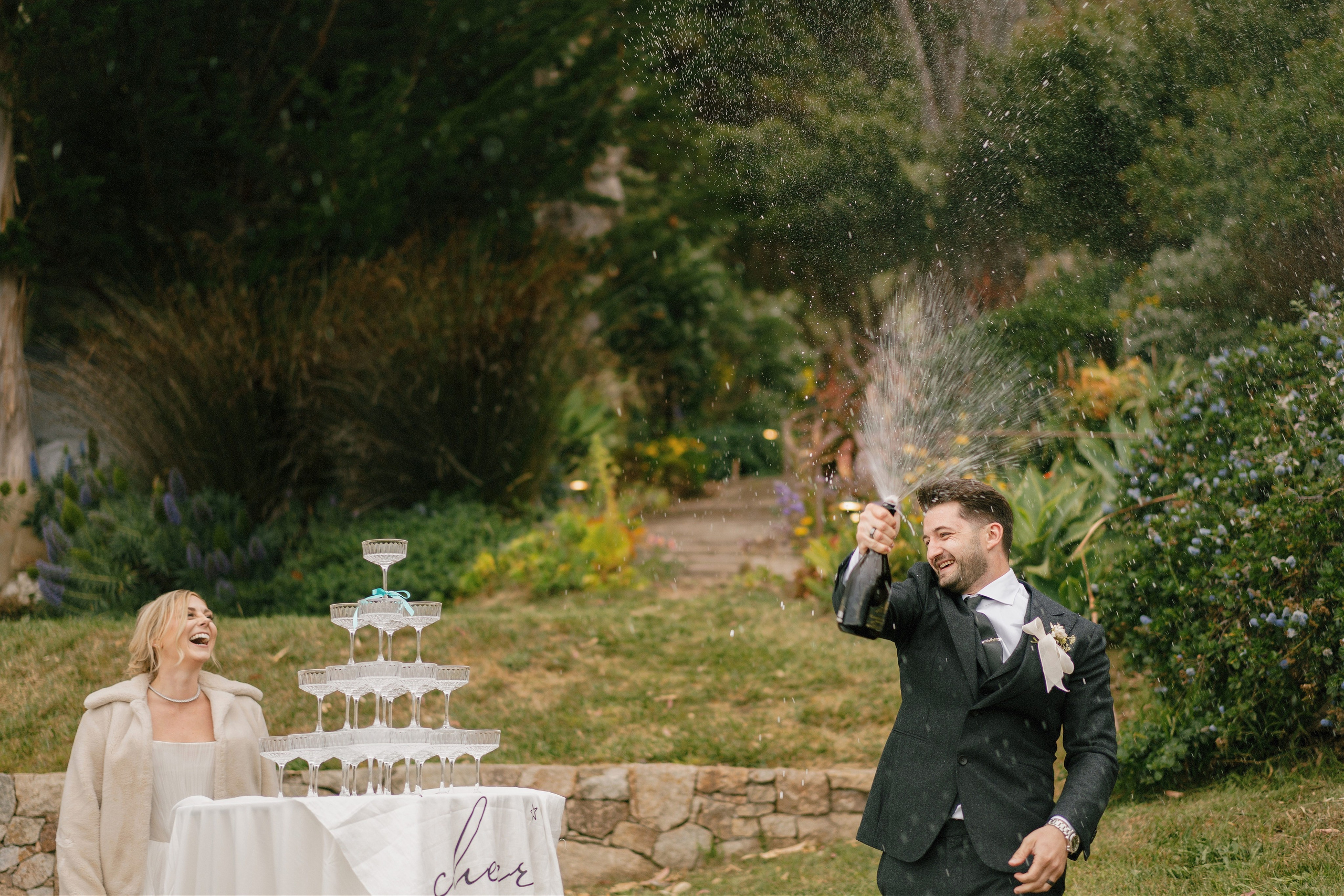 Wedding photographer Big Sur. Wedding Photography & Videography Team in California, Los Angeles, San Francisco, San Diego and Travel