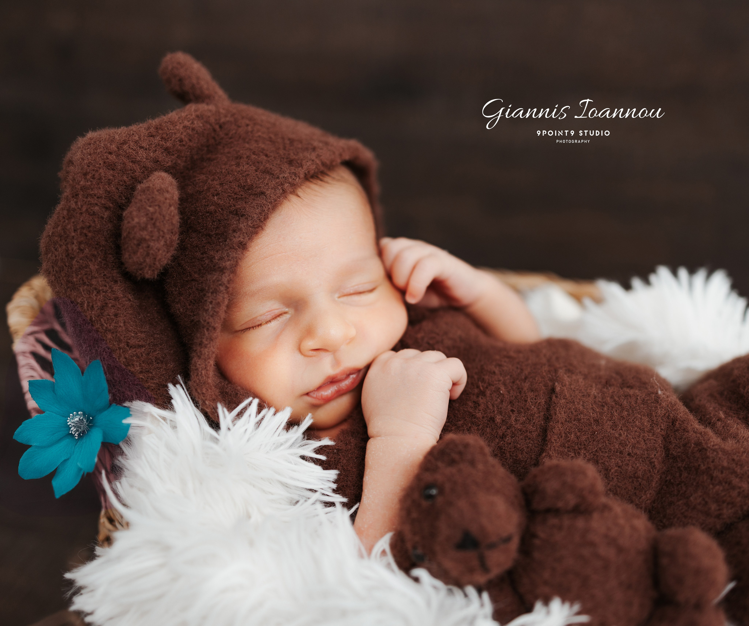 NEWBORN. Giannis Ioannou