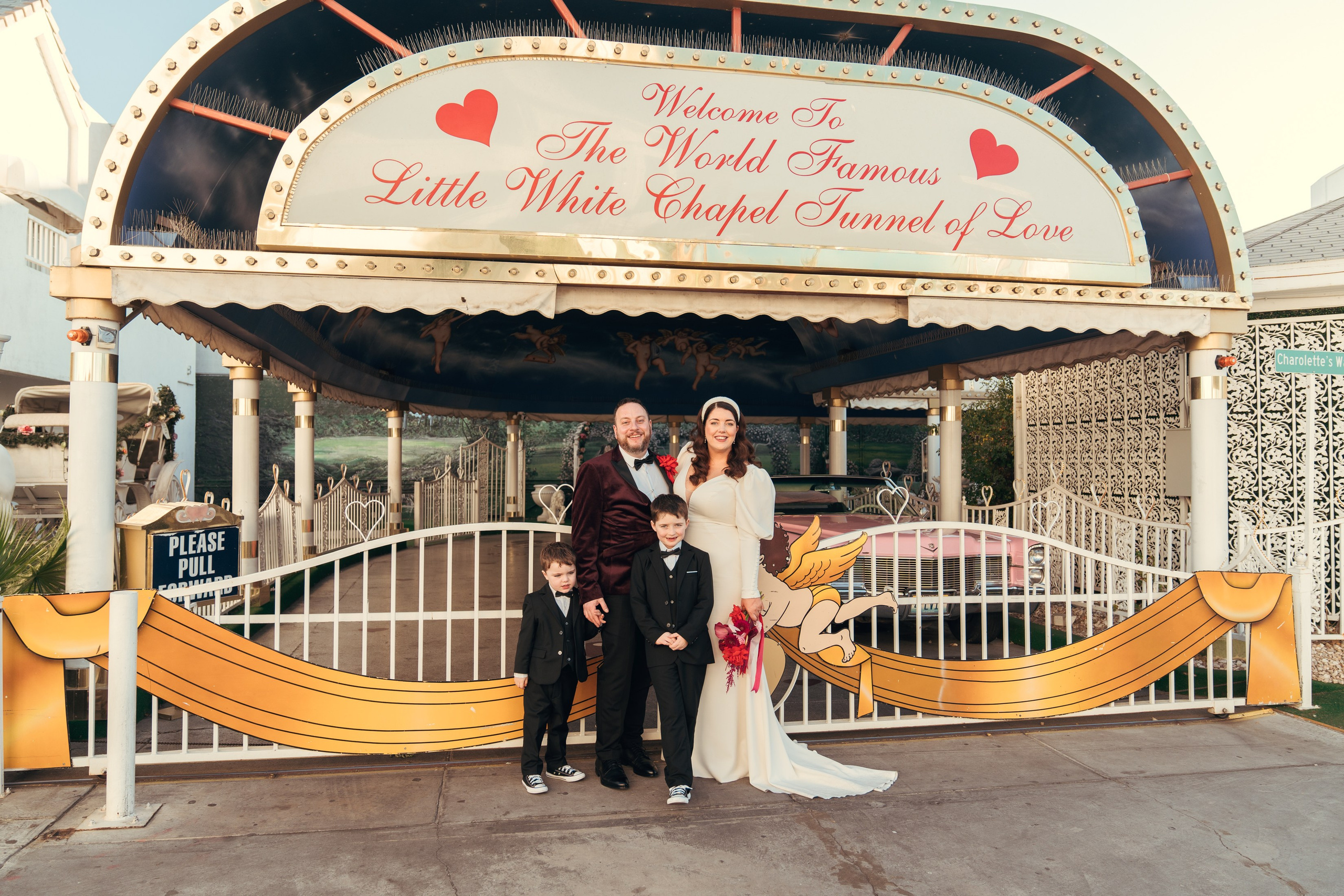 Amy&John. Wedding & elopement photographer Viktoriya Kravtsov. Las Vegas