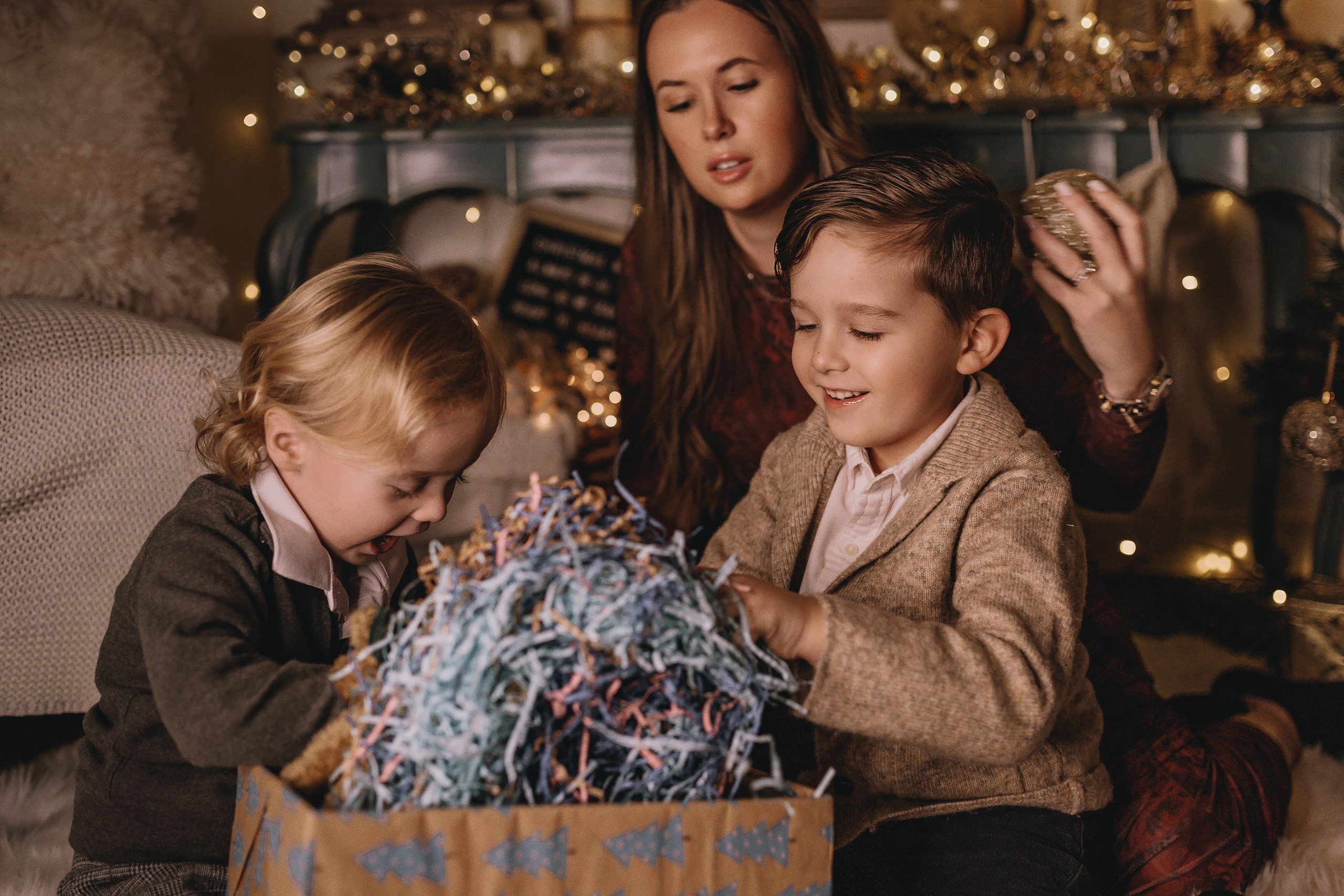 11.16.2025 Christmas Photoshoot. Wedding family event photographer in Chicago Nick Yushevich