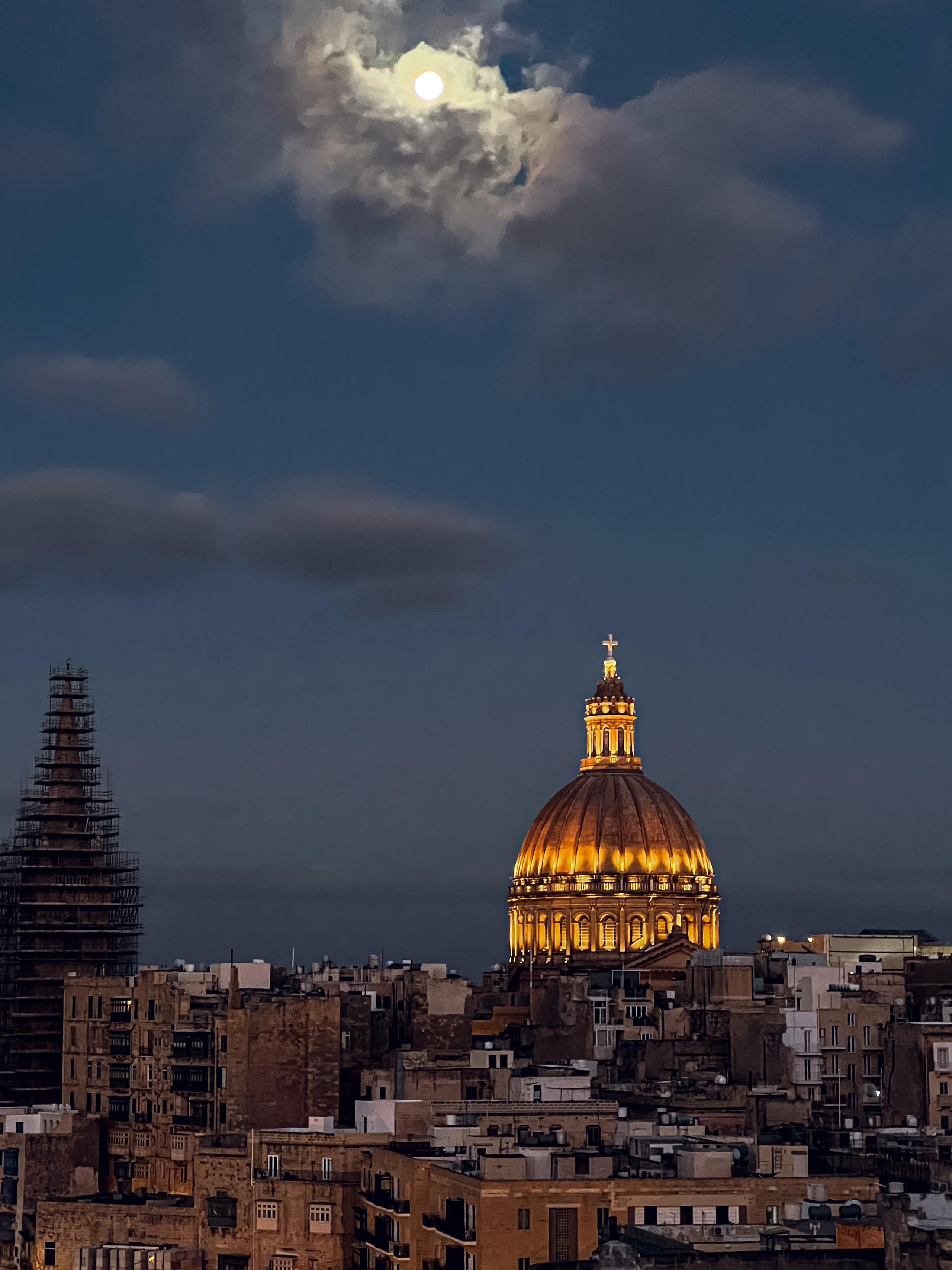 One Day Walking Tour in Valletta Itinerary. Ivlianna Travels — travel blog with photography tips