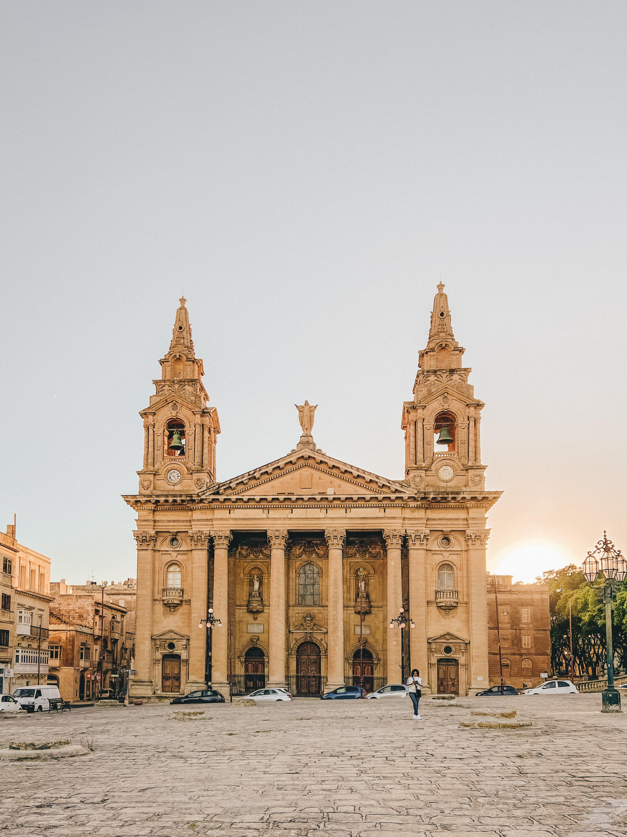 One Day Walking Tour in Valletta Itinerary. Ivlianna Travels — travel blog with photography tips