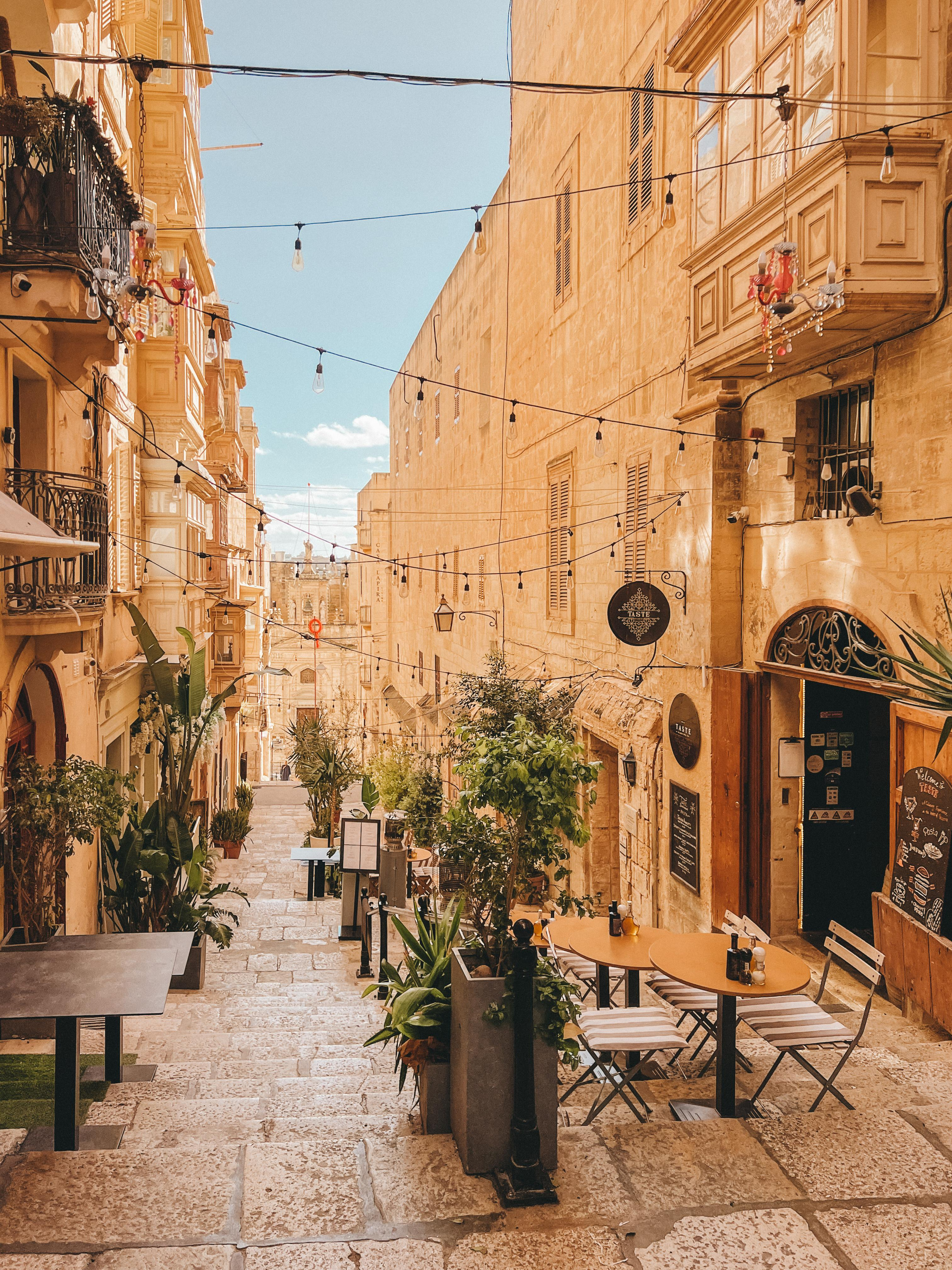One Day Walking Tour in Valletta Itinerary. Ivlianna Travels — travel blog with photography tips